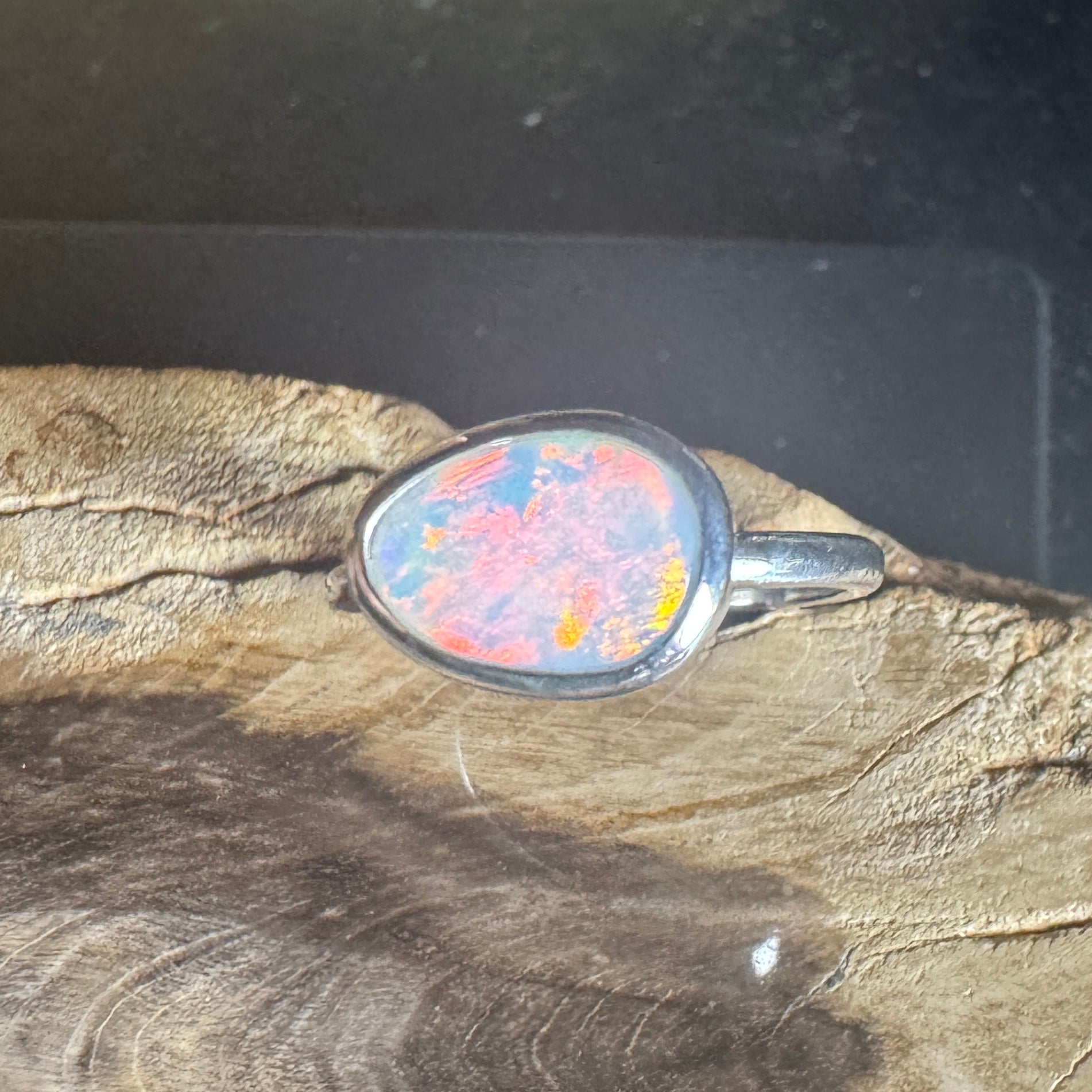 Coober Reds ~ 0.9ct Solid Coober Pedy Opal 925 Silver Ring