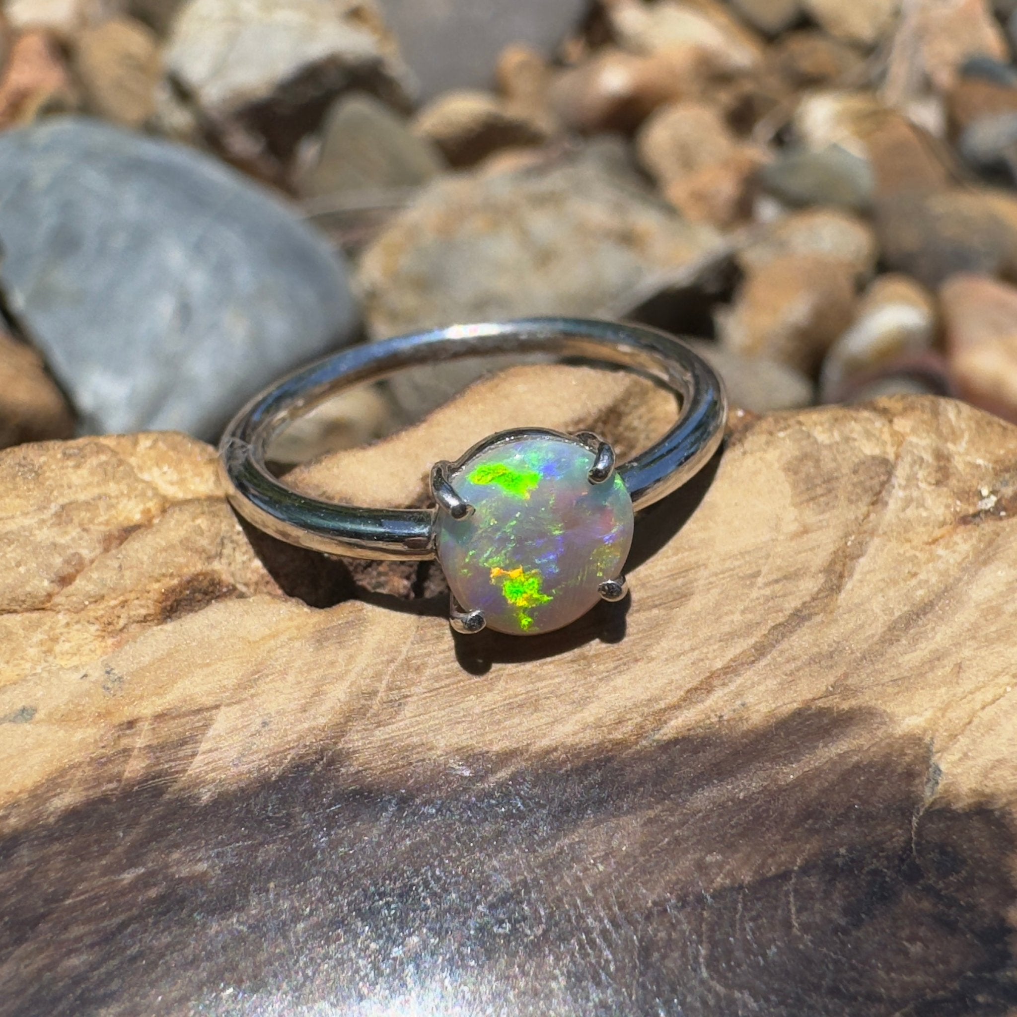 Cooktown Reef Line – 0.7ct Lightning Ridge Opal 925 Silver Ring