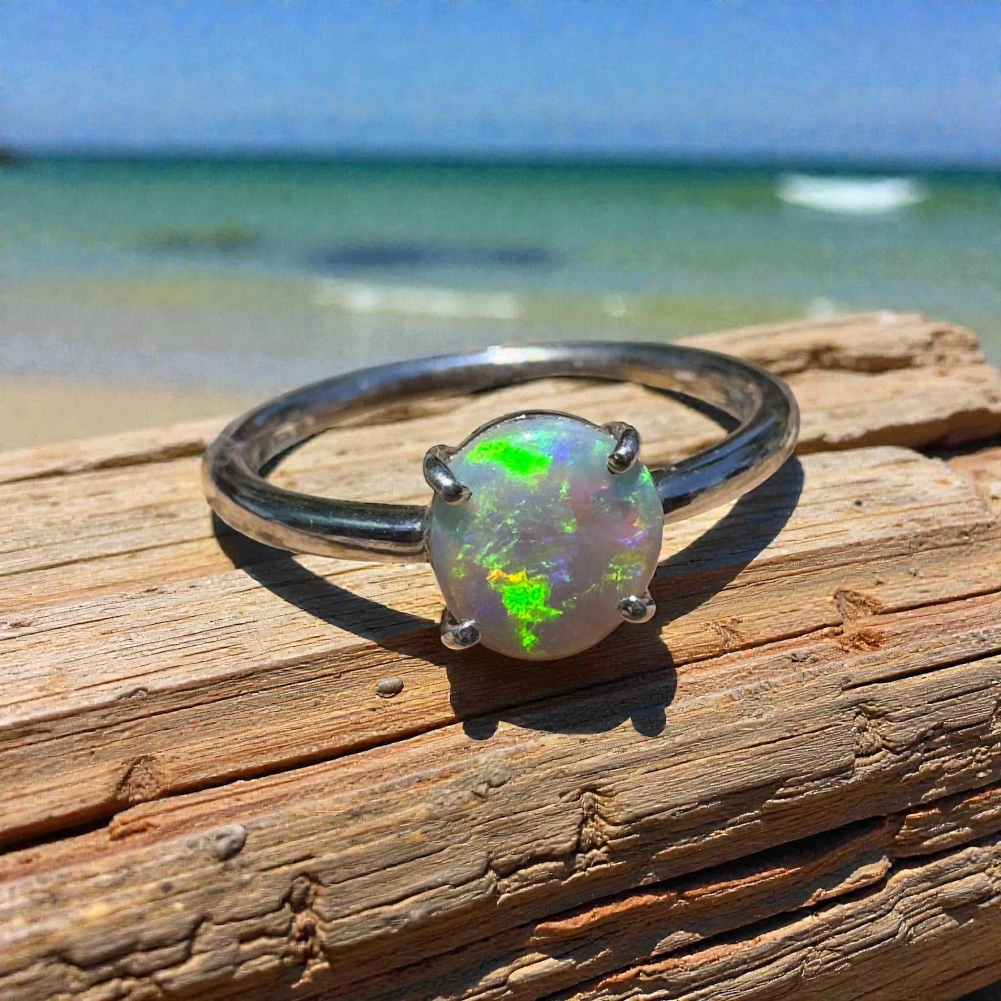Cooktown Reef Line – 0.7ct Lightning Ridge Opal 925 Silver Ring