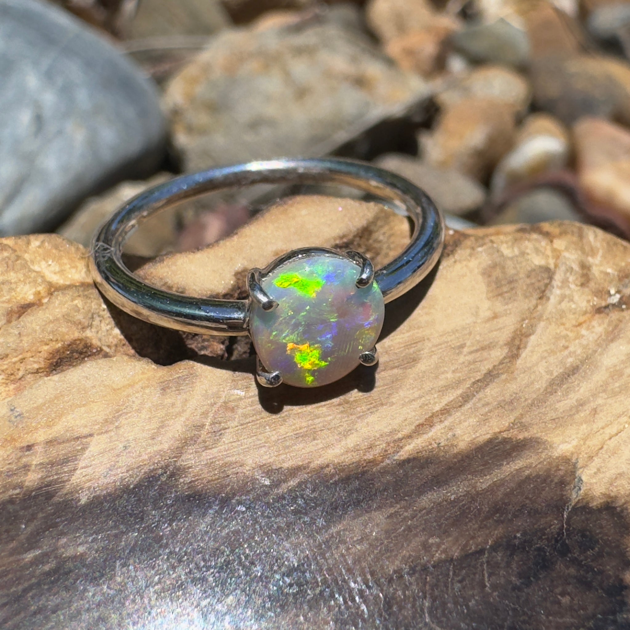 Cooktown Reef Line – 0.7ct Lightning Ridge Opal 925 Silver Ring