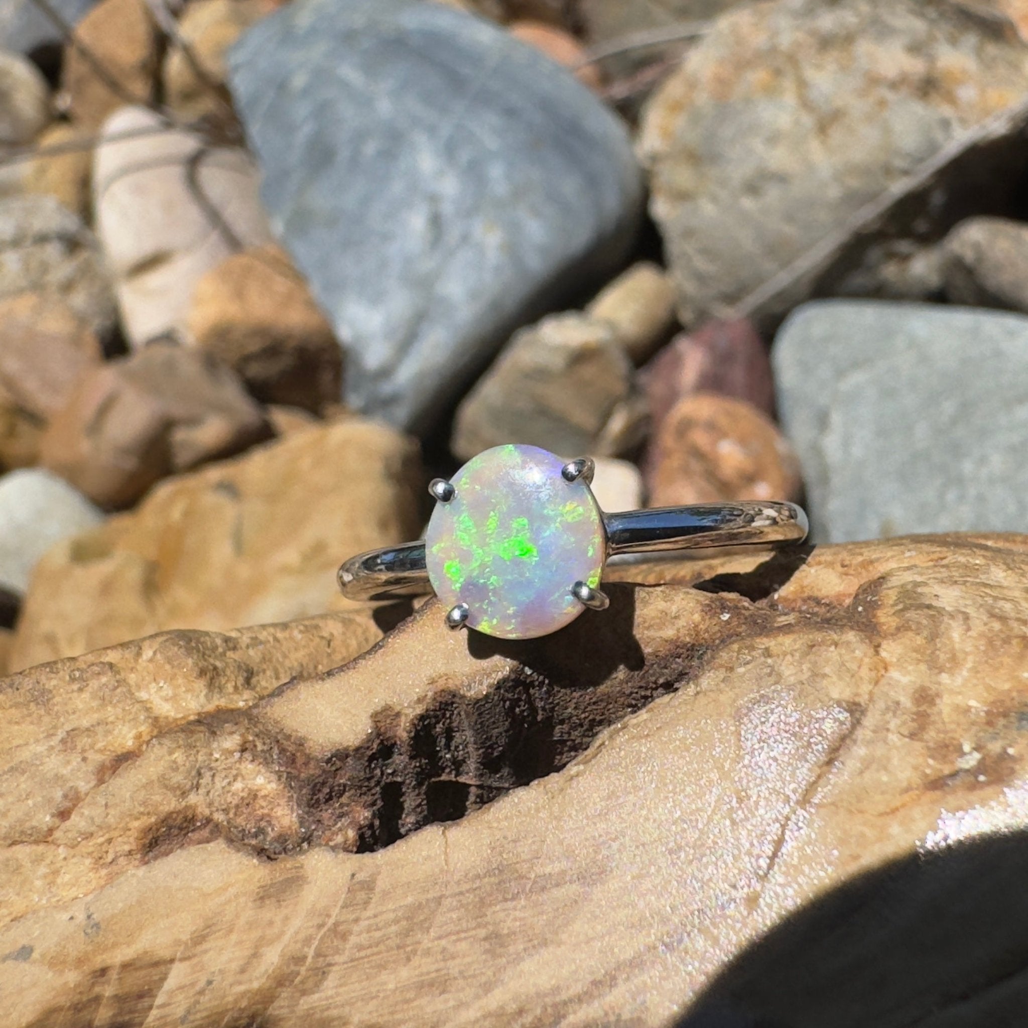 Cooktown Reef Line – 0.7ct Lightning Ridge Opal 925 Silver Ring