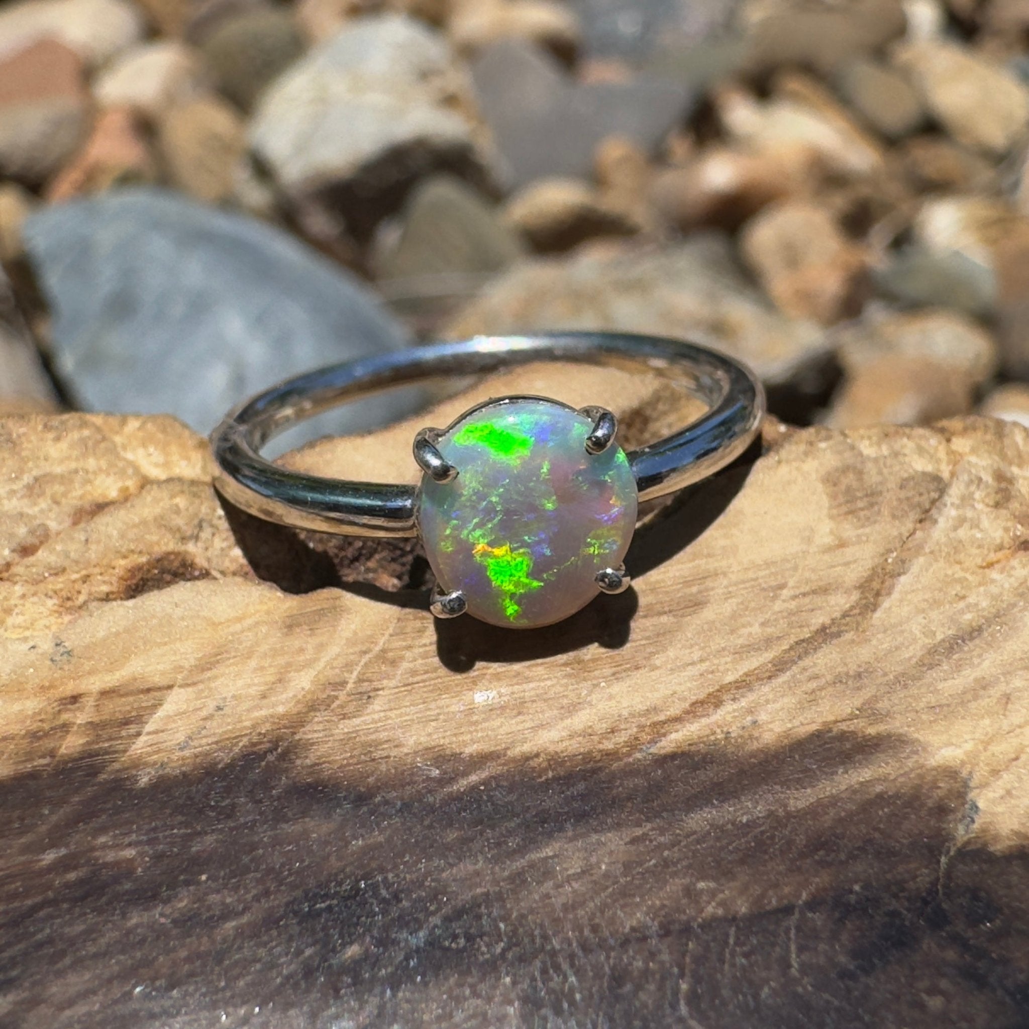 Cooktown Reef Line – 0.7ct Lightning Ridge Opal 925 Silver Ring