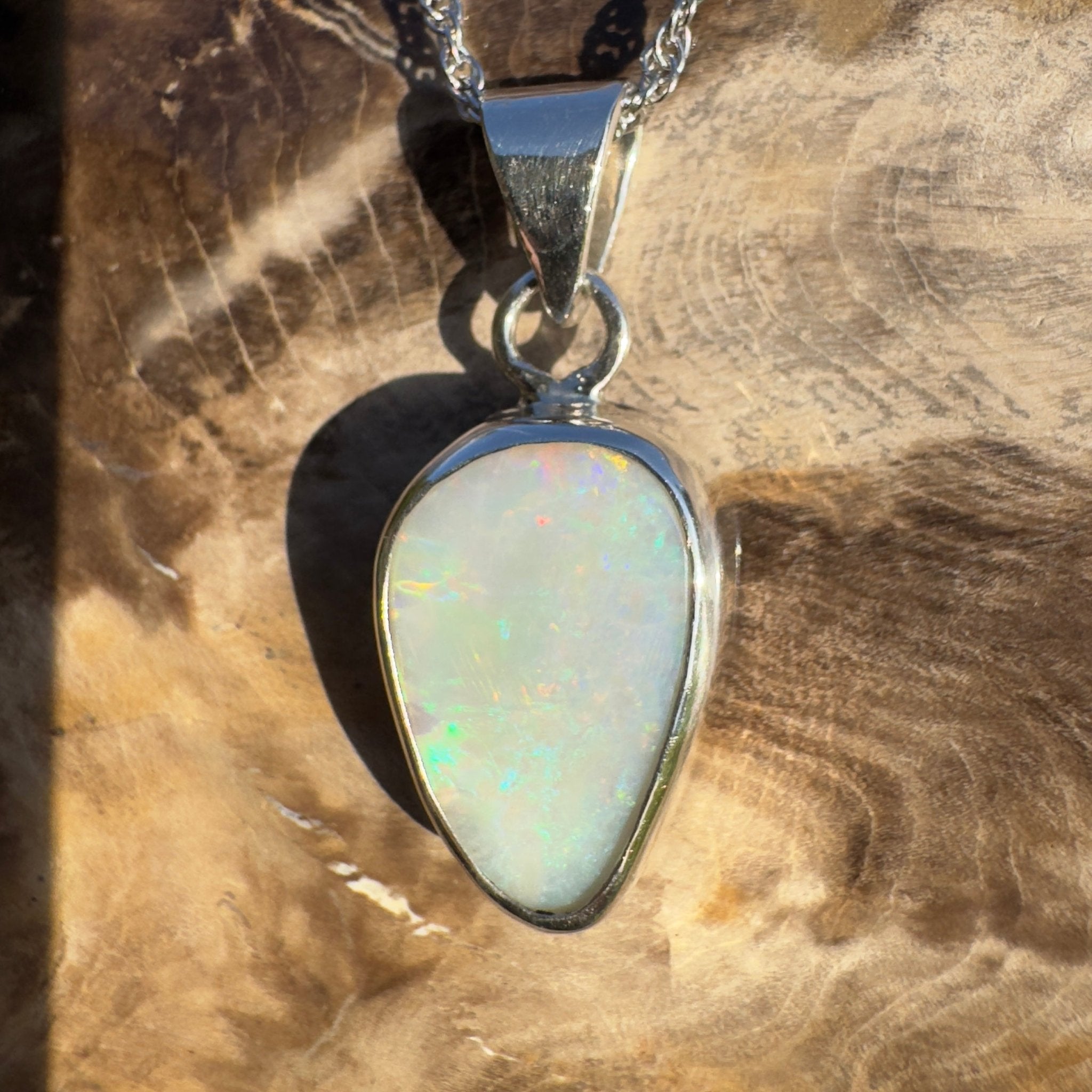 Coolum Breeze – 4.9ct Solid Lightning Ridge Opal 925 Sterling Silver Pendant Necklace