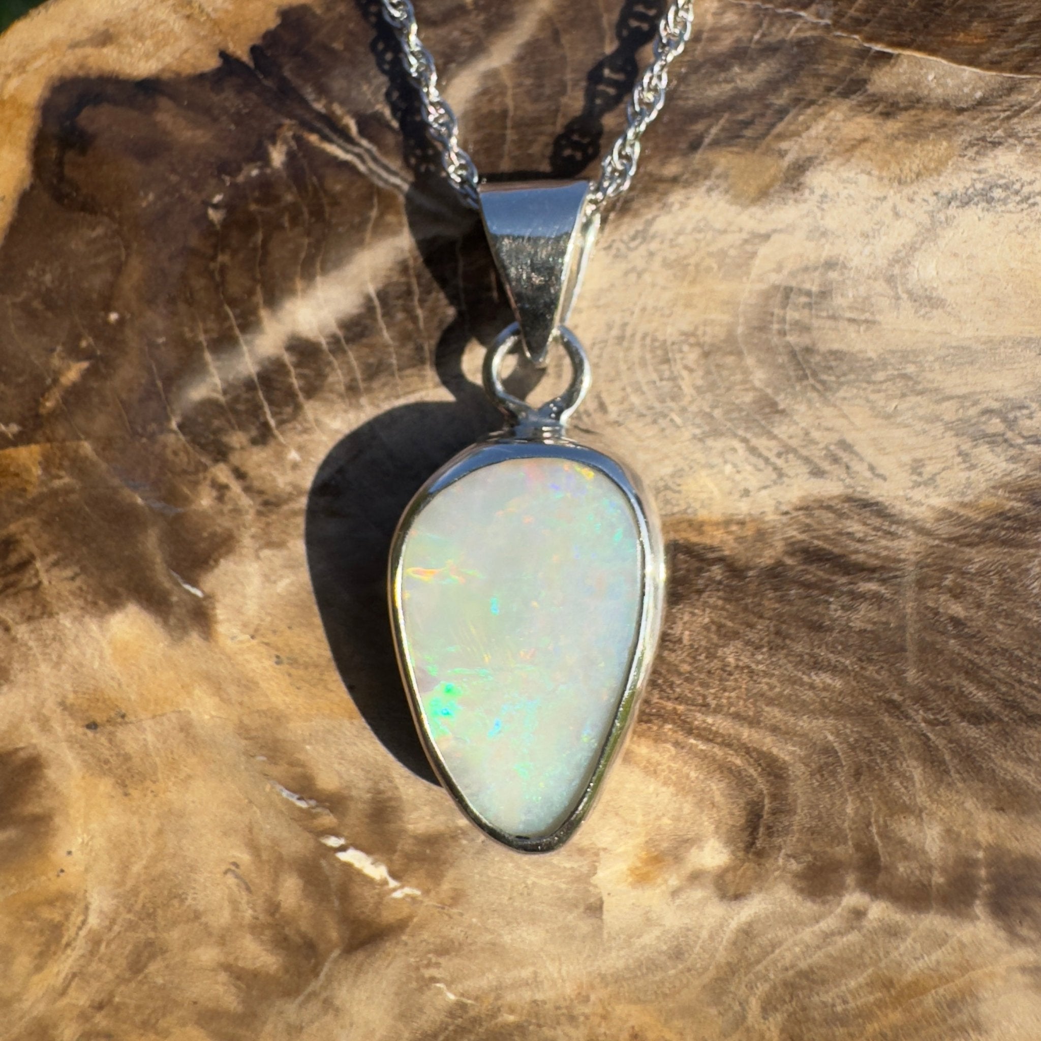 Coolum Breeze – 4.9ct Solid Lightning Ridge Opal 925 Sterling Silver Pendant Necklace