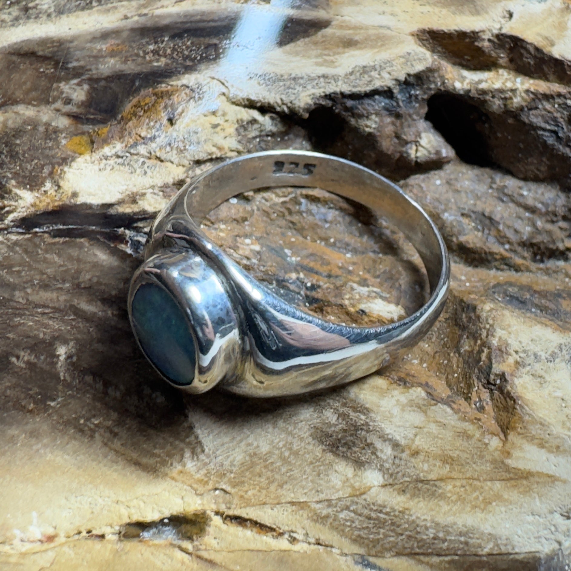 Coral Sea Current – 1.1ct Lightning Ridge Solid Opal 925 Sterling Silver Ring