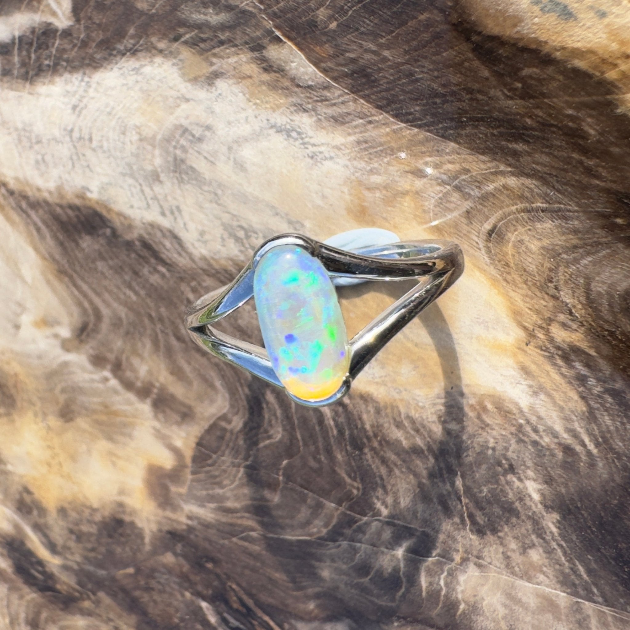 Coral Sea Dreaming ~ 0.8ct Solid Coober Pedy Crystal Opal 925 Sterling Silver Ring