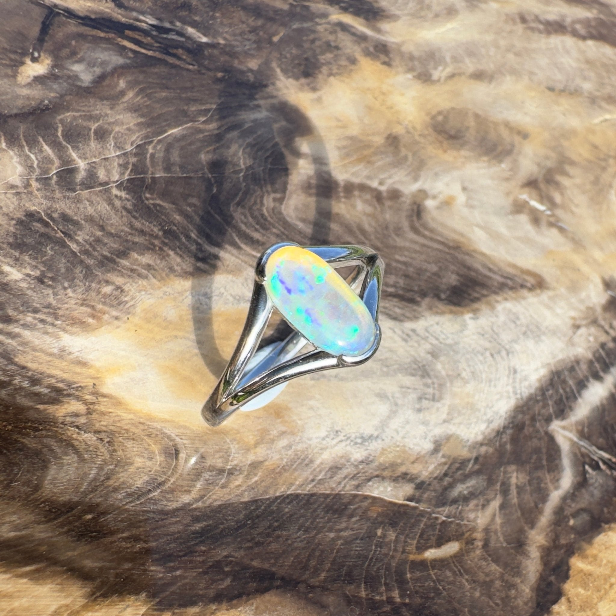Coral Sea Dreaming ~ 0.8ct Solid Coober Pedy Crystal Opal 925 Sterling Silver Ring
