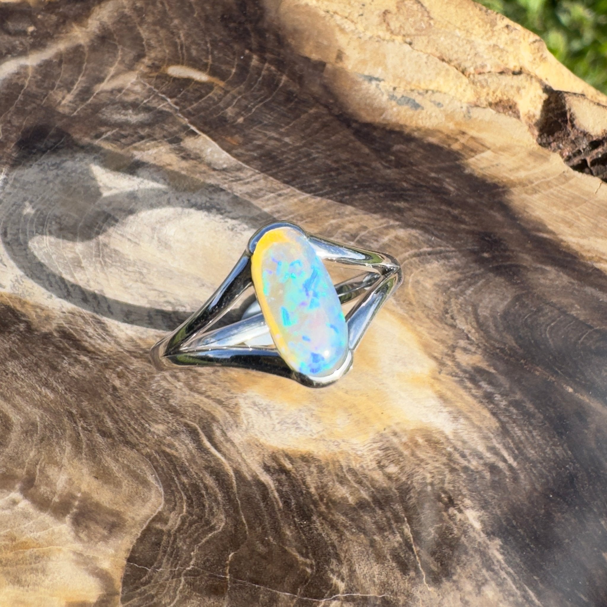 Coral Sea Dreaming ~ 0.8ct Solid Coober Pedy Crystal Opal 925 Sterling Silver Ring