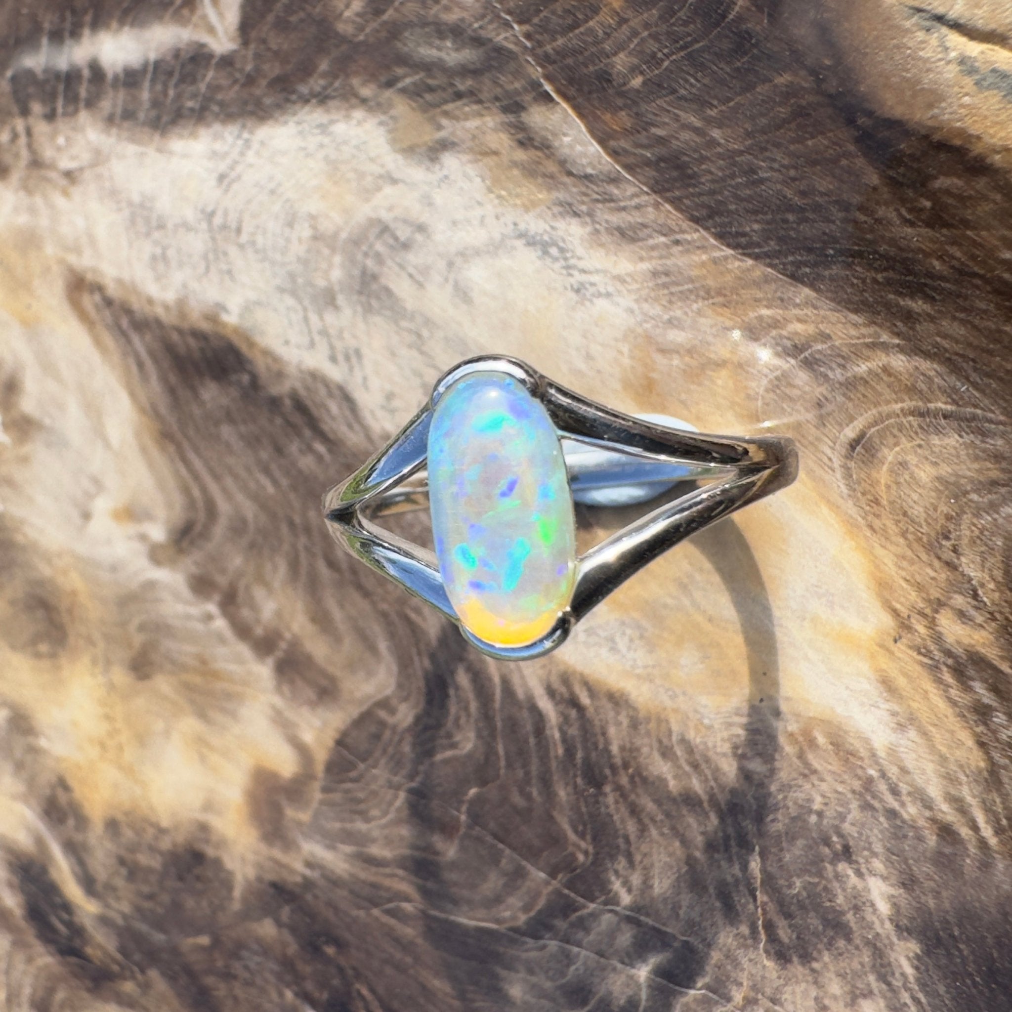 Coral Sea Dreaming ~ 0.8ct Solid Coober Pedy Crystal Opal 925 Sterling Silver Ring
