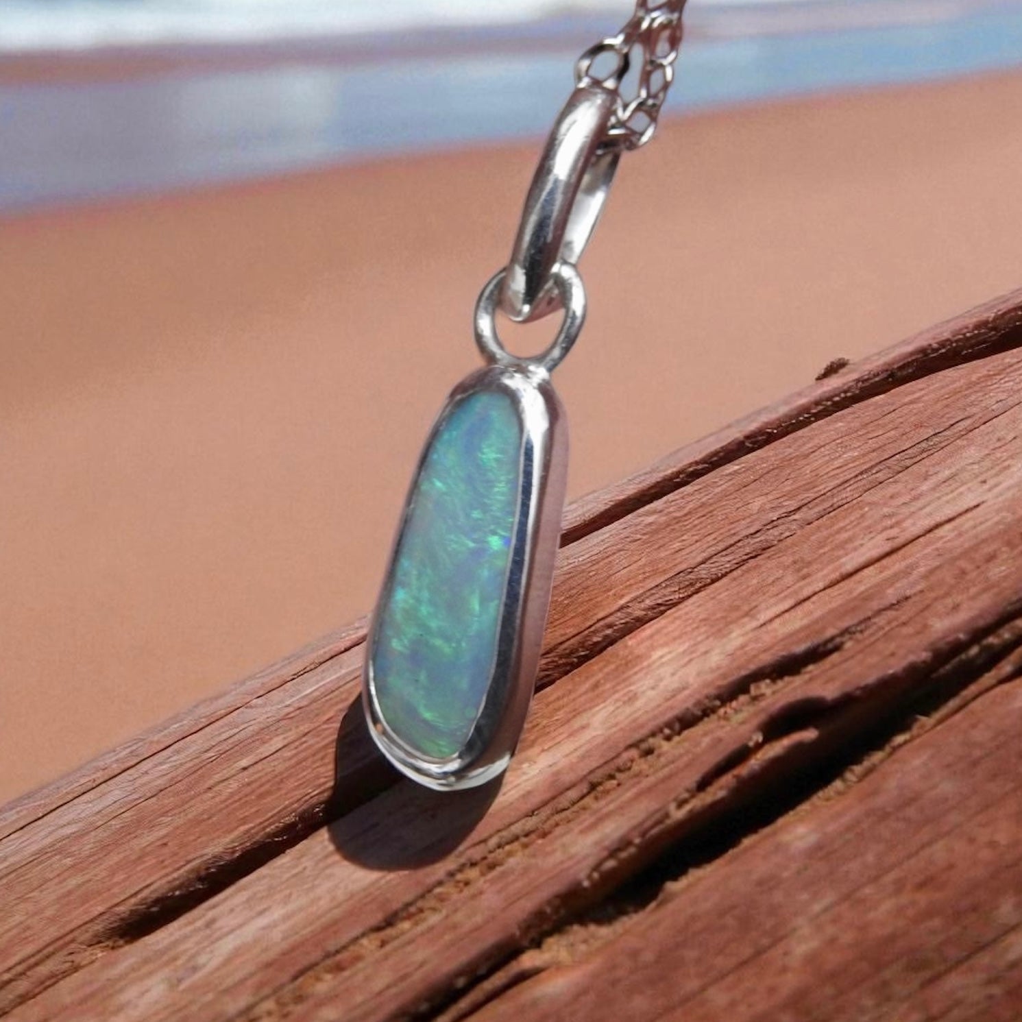 Cowrie Point Tide – 1ct Solid Lightning Ridge Opal 925 Sterling Silver Pendant Necklace