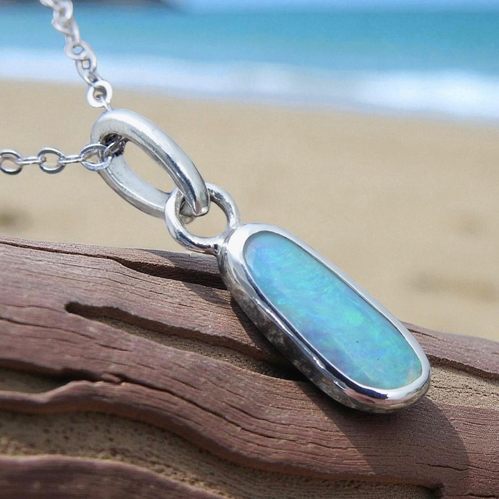 Cowrie Point Tide – 1ct Solid Lightning Ridge Opal 925 Sterling Silver Pendant Necklace