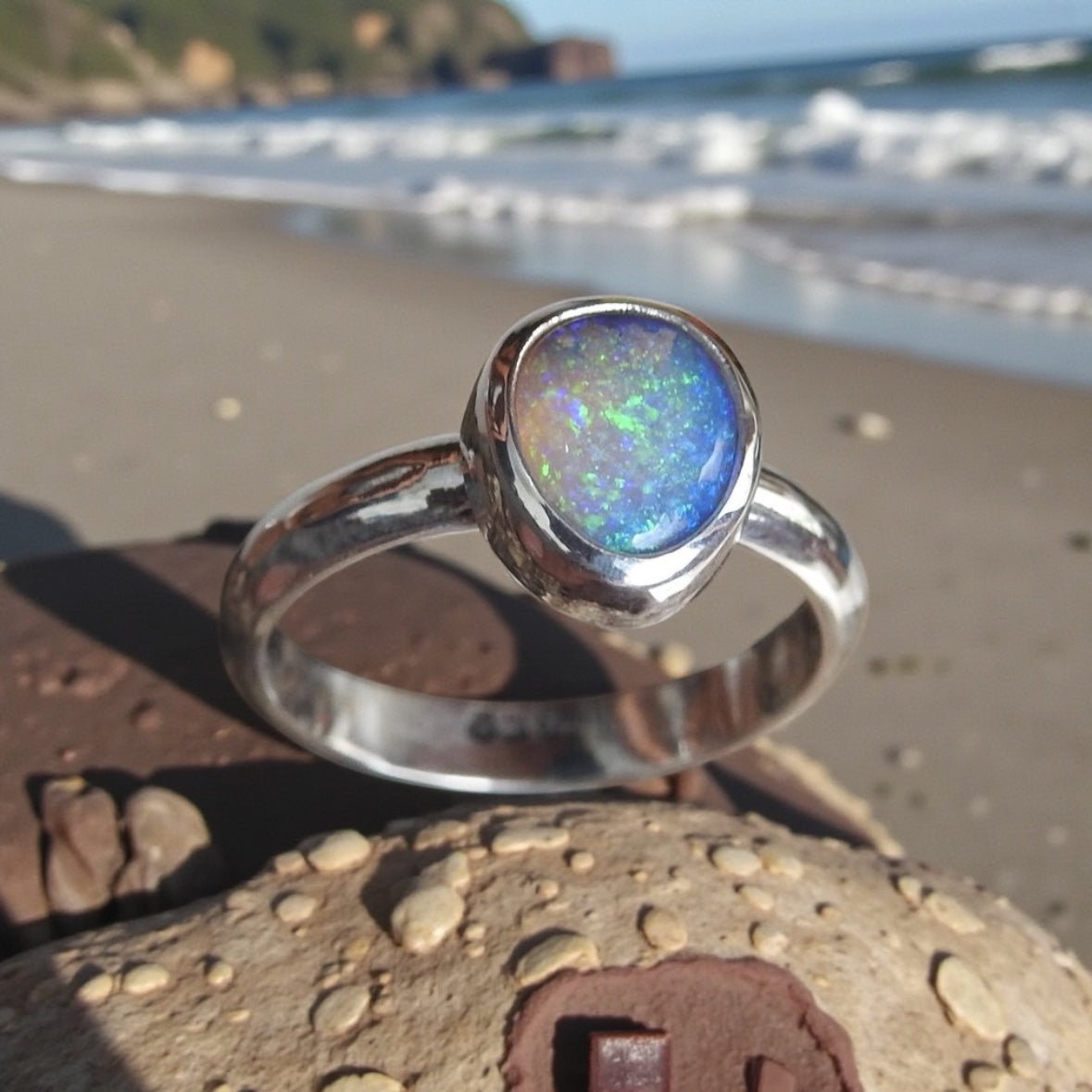 Daintree Canopy – 1.25ct Solid Lightning Ridge Crystal Opal 925 Sterling Silver Ring