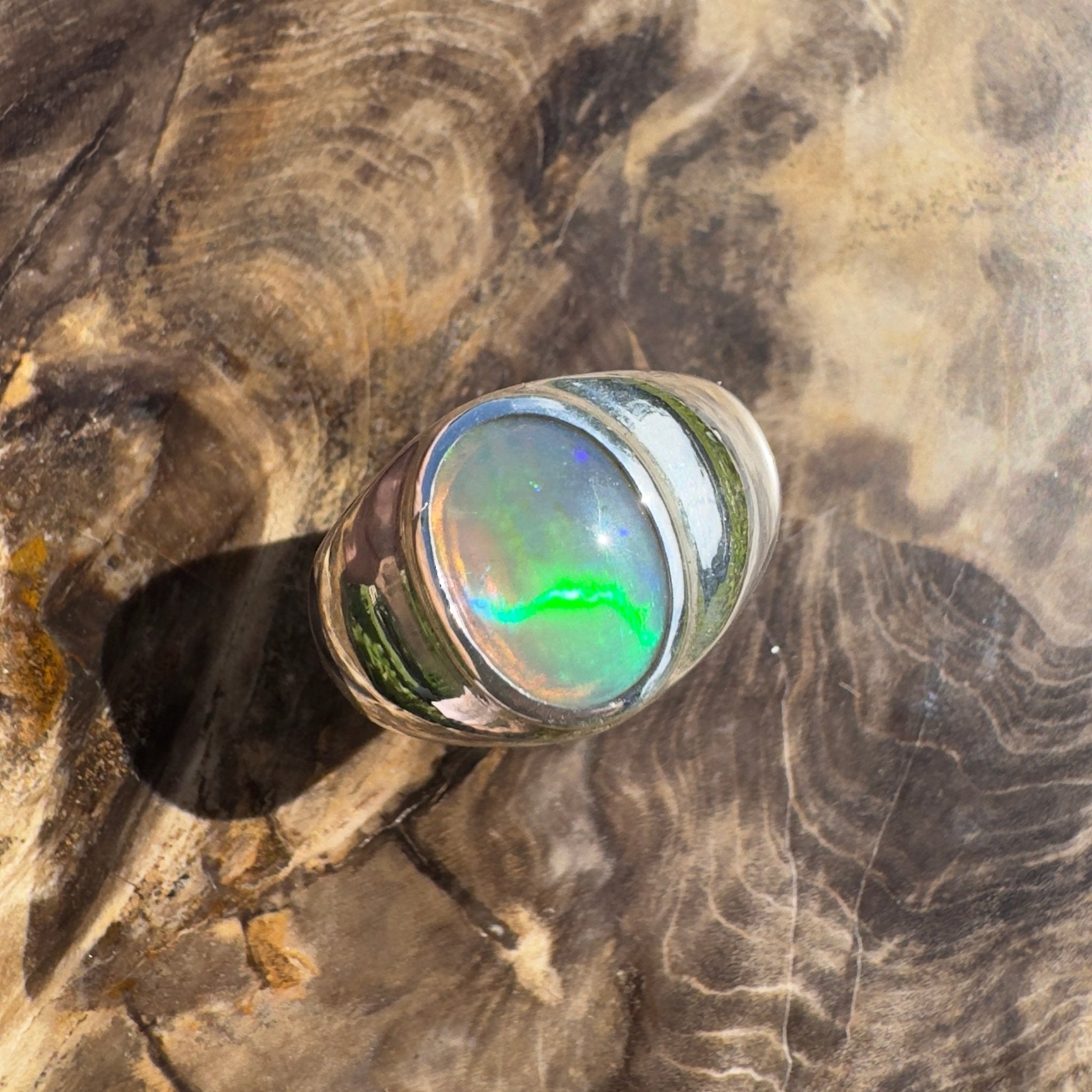 Daintree Current ~ 1ct Solid Lightning Ridge Dark Crystal Opal 925 Silver Ring