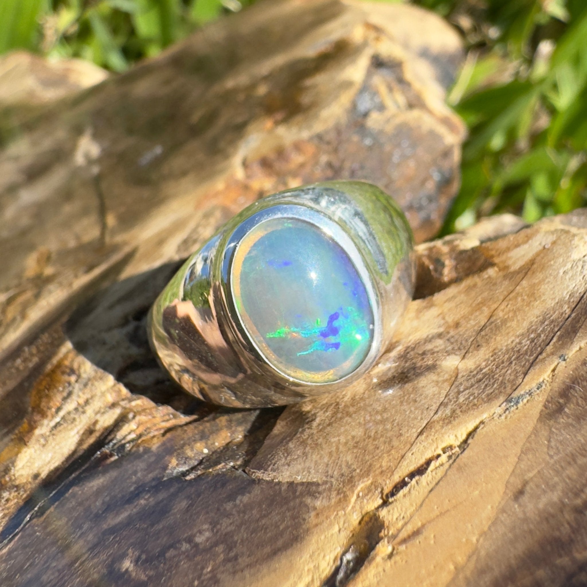 Daintree Current ~ 1ct Solid Lightning Ridge Dark Crystal Opal 925 Silver Ring