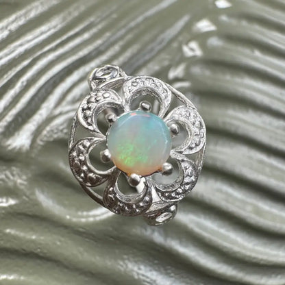 Silver opal pendant from Daintree Jewel featuring handcrafted Lightning Ridge 0.7ct opal