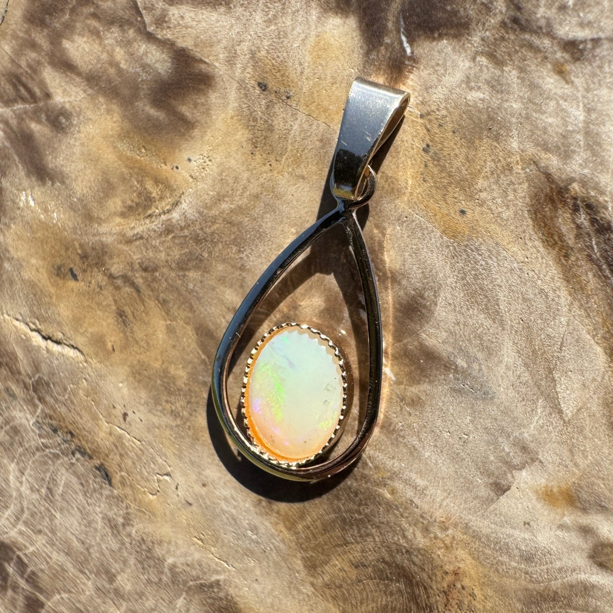 Dancing Greens ~ 0.8ct Solid Coober Pedy Opal 9ct Gold Pendant
