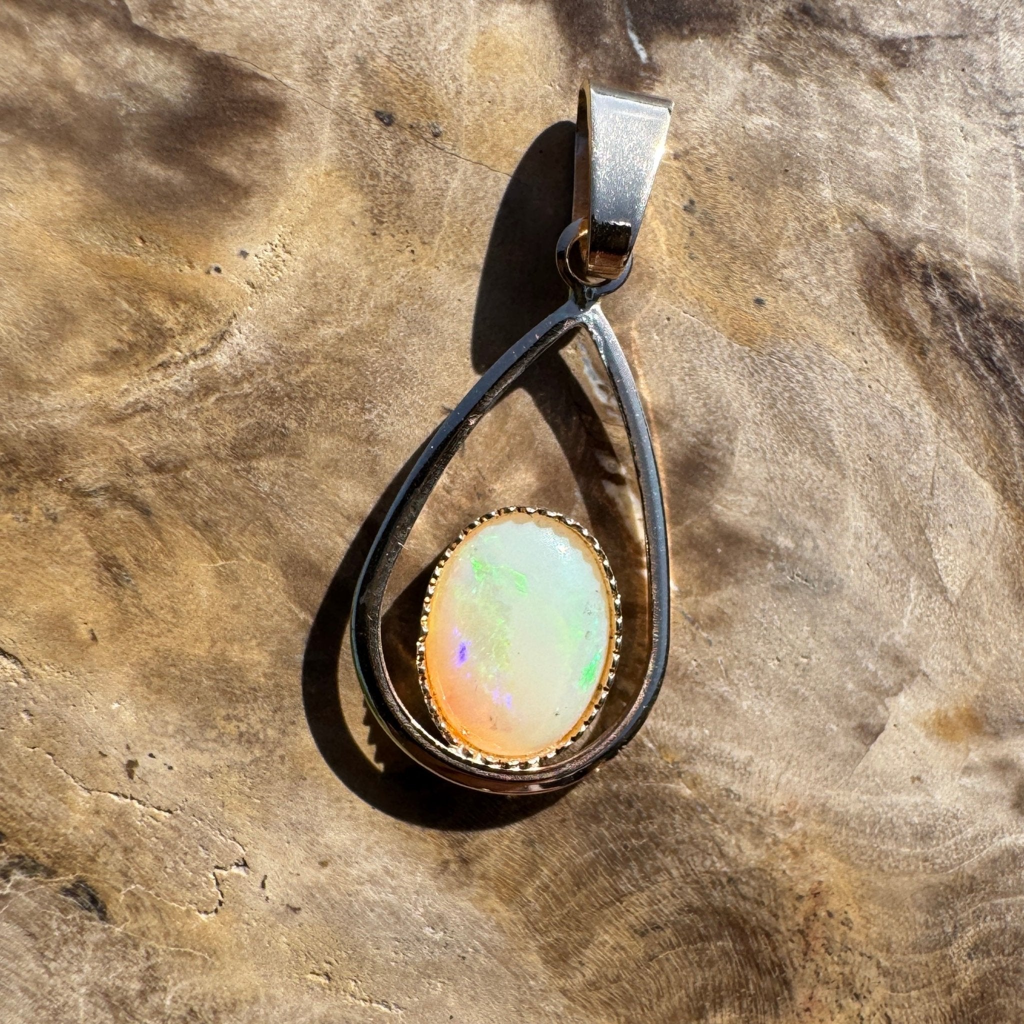 Dancing Greens ~ 0.8ct Solid Coober Pedy Opal 9ct Gold Pendant
