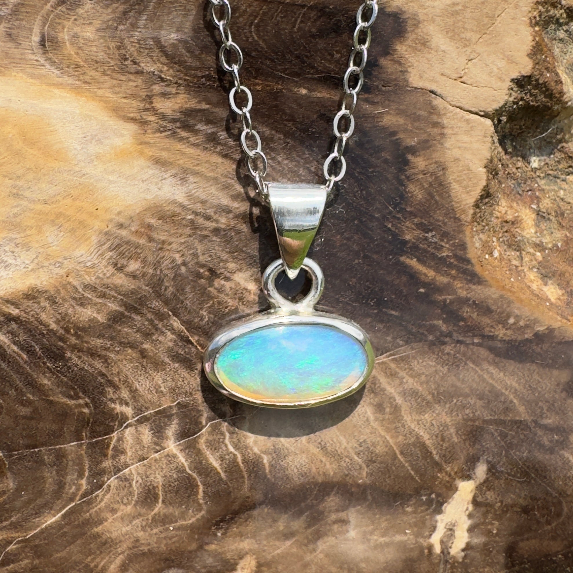 Dawn Waves – 1.3ct Solid Lightning Ridge Crystal Opal 925 Sterling Silver Pendant Necklace