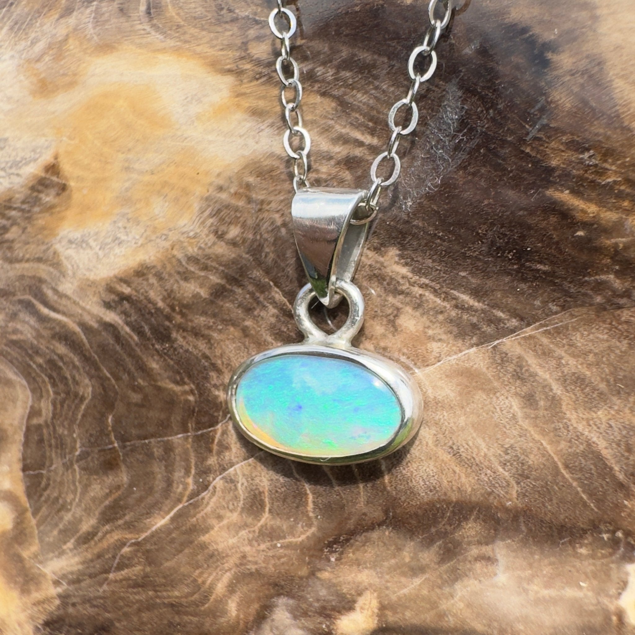 Dawn Waves – 1.3ct Solid Lightning Ridge Crystal Opal 925 Sterling Silver Pendant Necklace