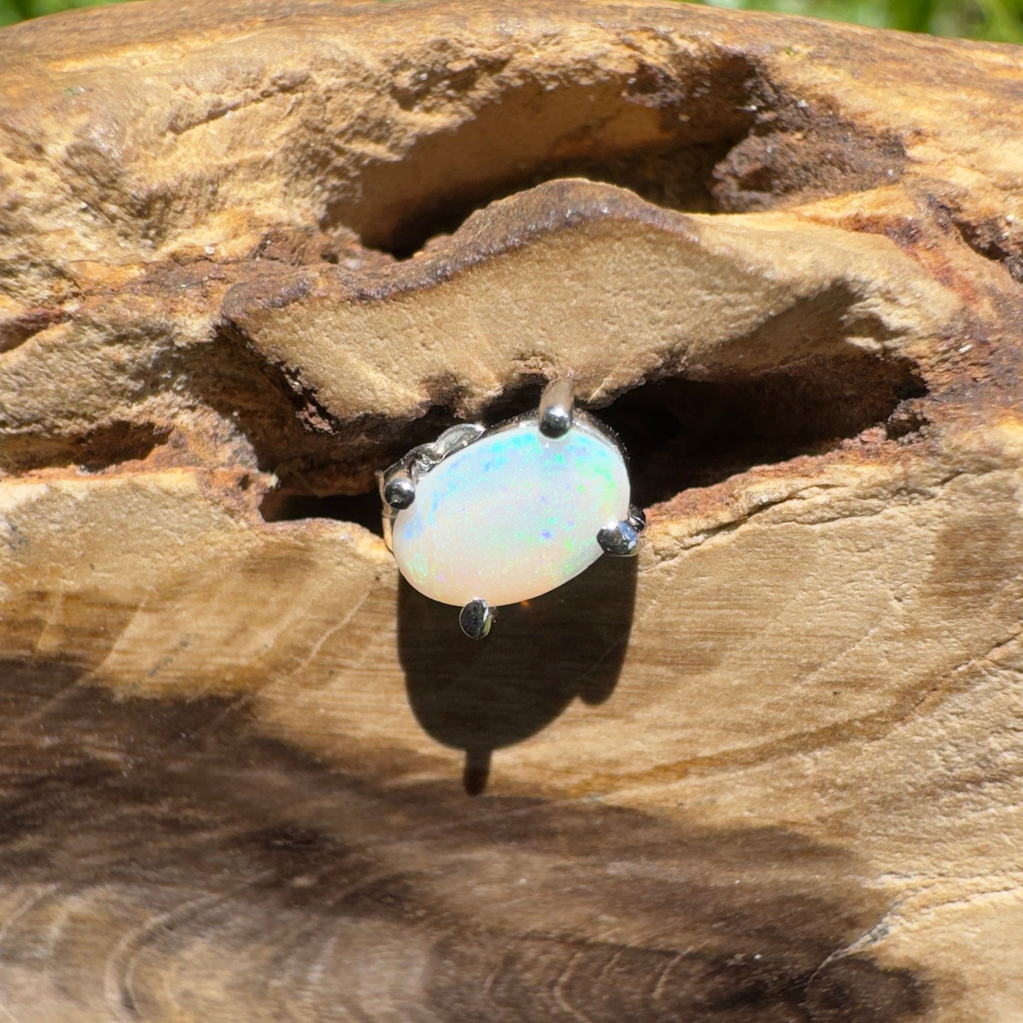 Desert Blue ~ 0.3ct Coober Pedy Opal 925 Silver Single Earring