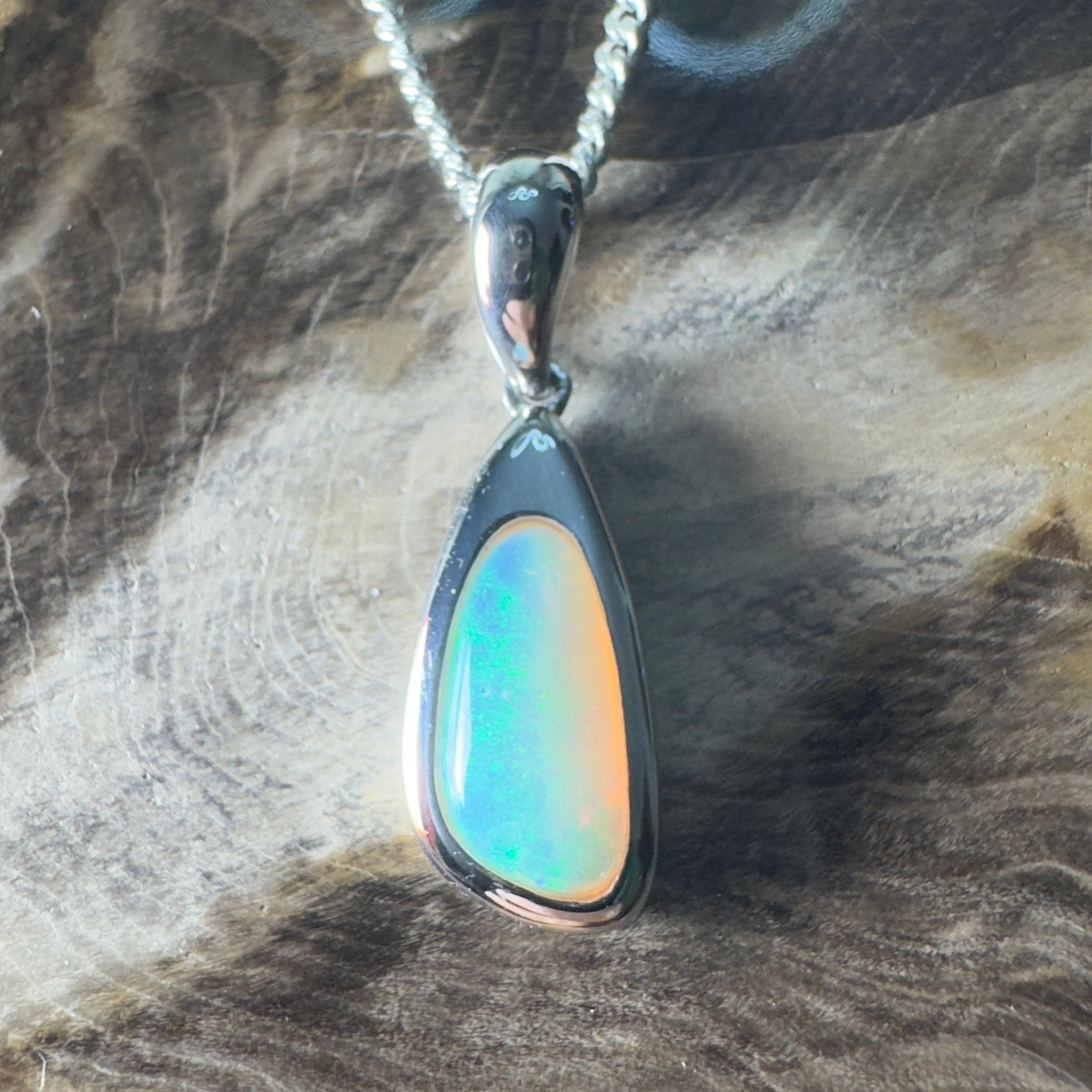 Desert Sky Line ~ 1.3ct Coober Pedy Opal 925 Silver Pendant