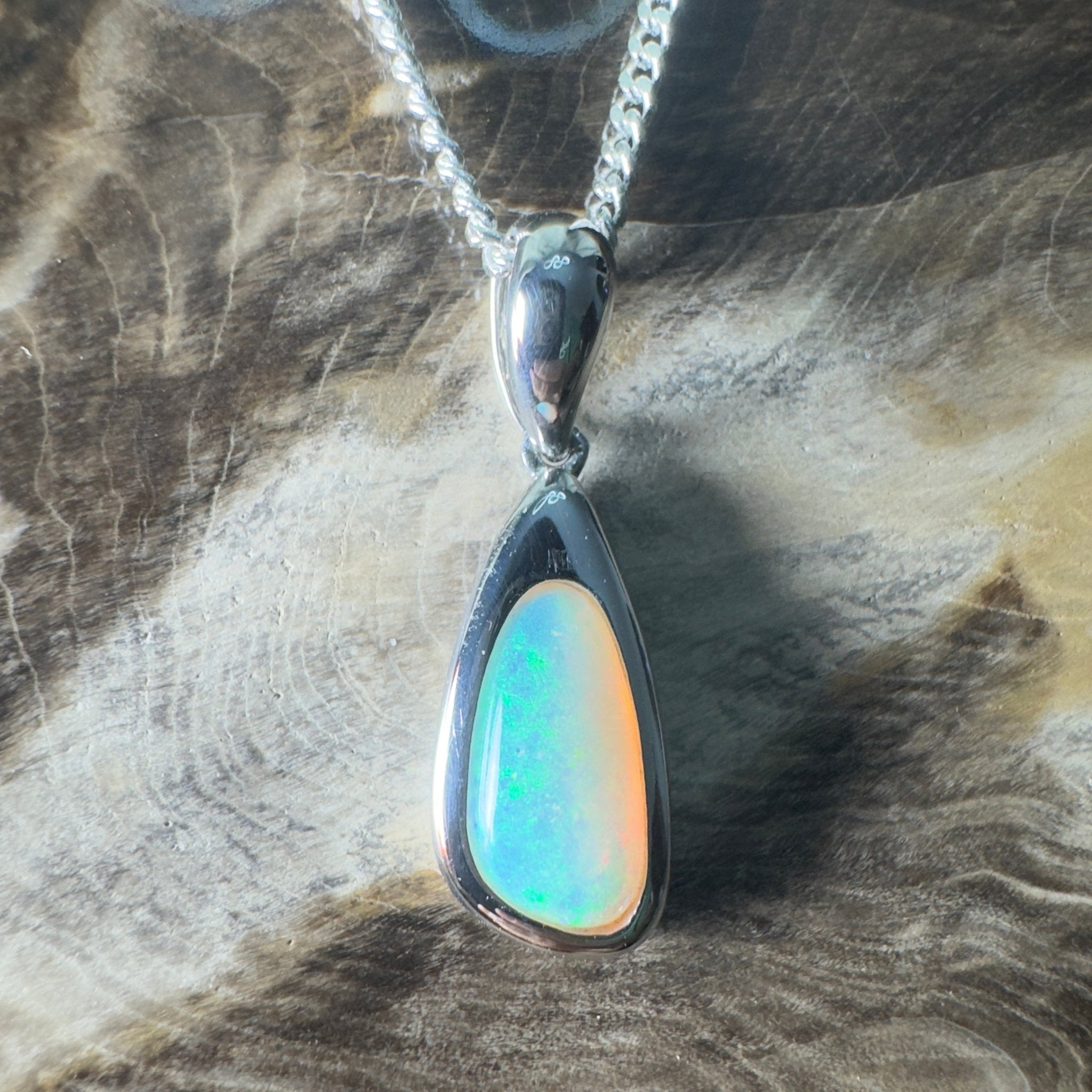 Desert Sky Line ~ 1.3ct Coober Pedy Opal 925 Silver Pendant