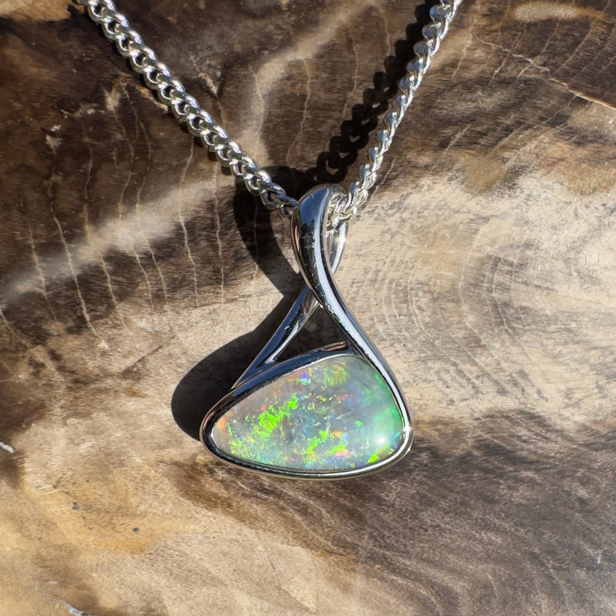 Dreamy Desert Mirage – 1.1ct Lightning Ridge Opal 925 Silver Pendant