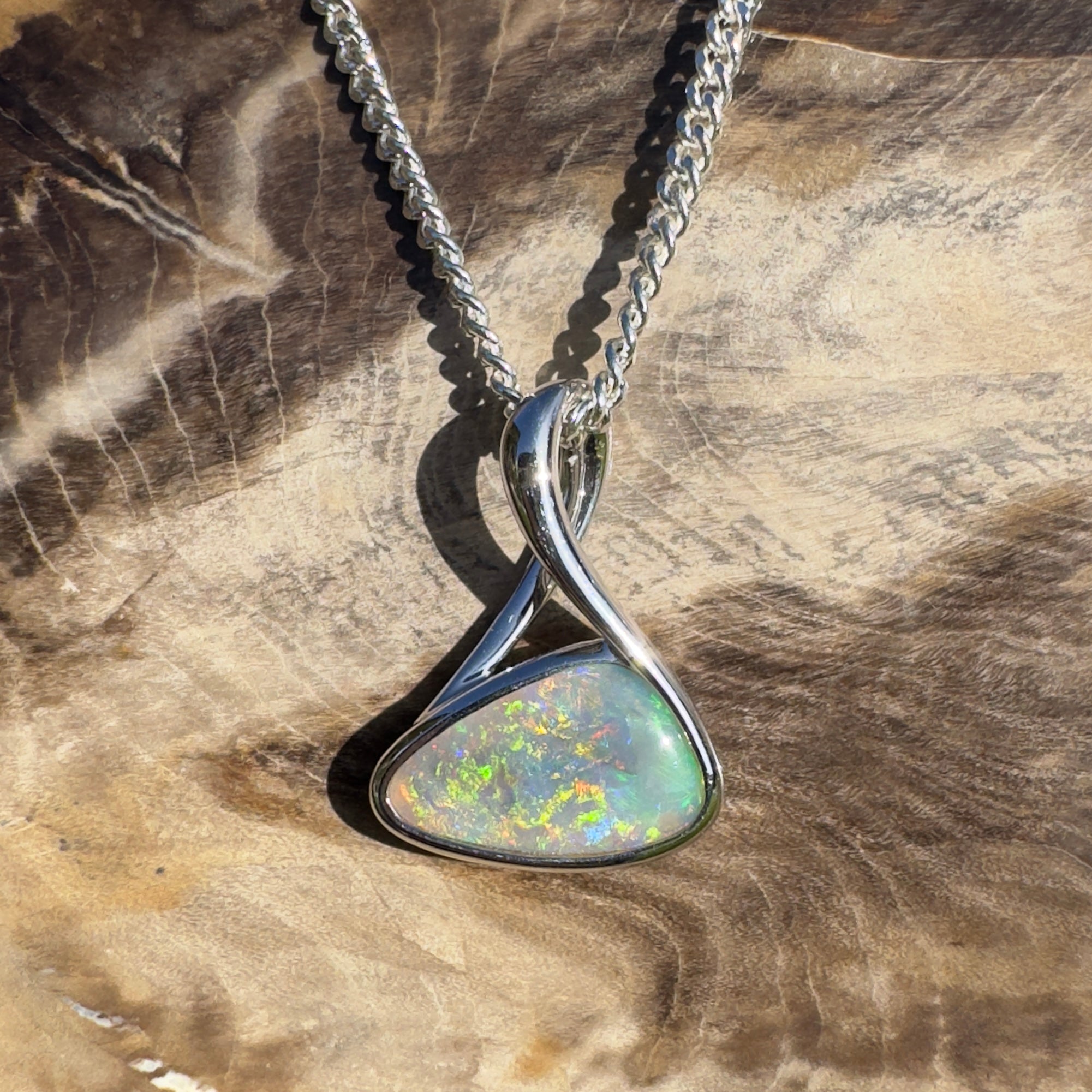 Dreamy Desert Mirage – 1.1ct Lightning Ridge Opal 925 Silver Pendant