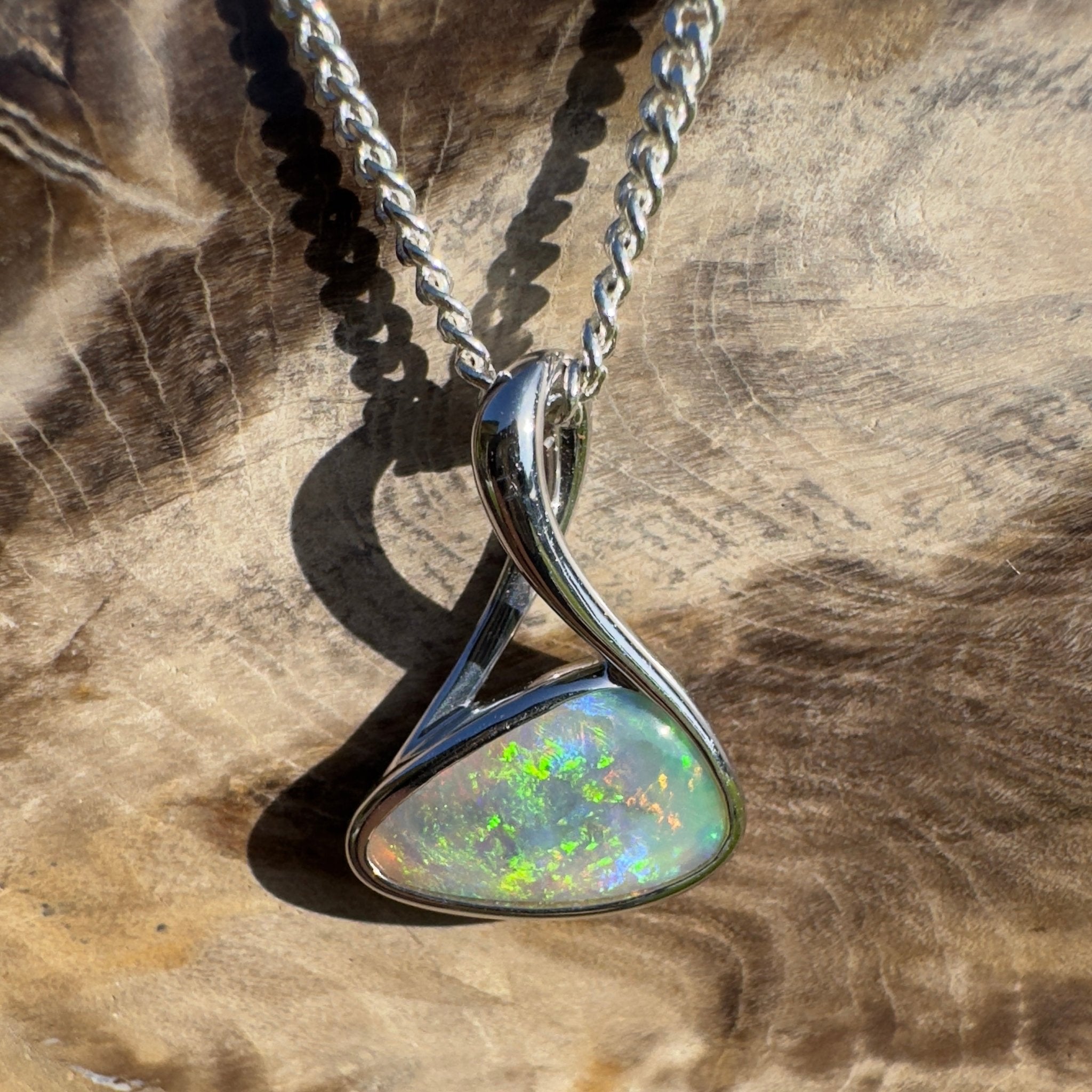 Dreamy Desert Mirage – 1.1ct Lightning Ridge Opal 925 Silver Pendant
