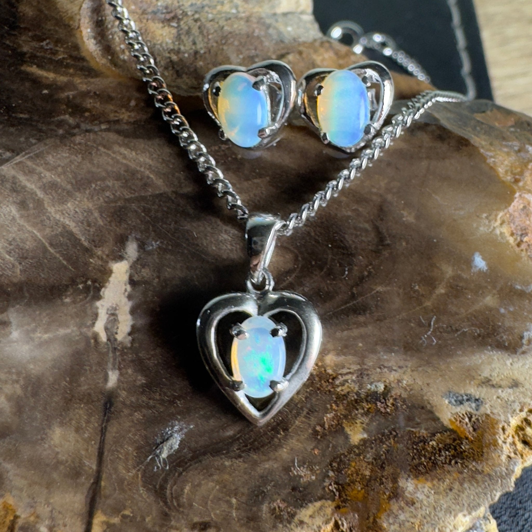 Endless Blue - 1.2ct Lightning Ridge Opal 925 Silver Earrings and Pendant set