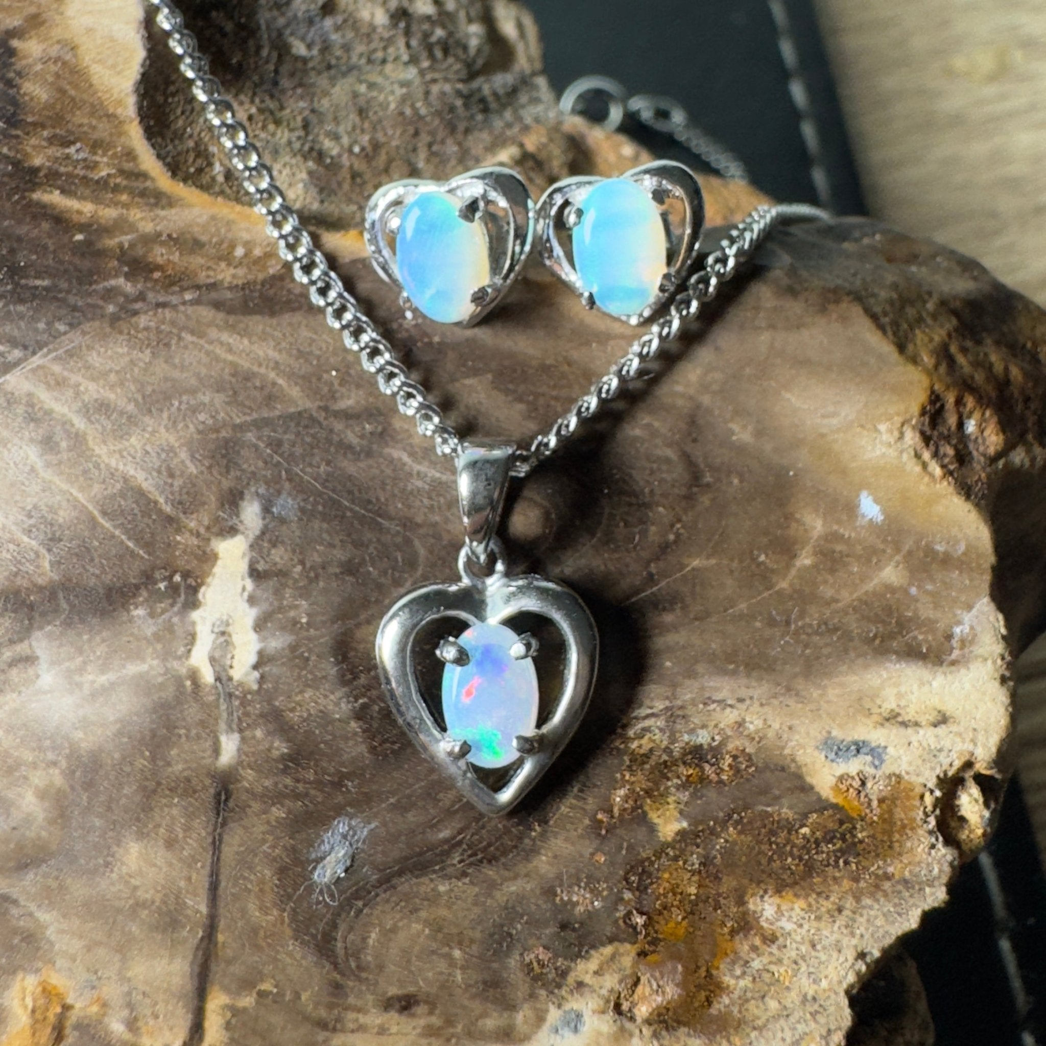 Endless Blue - 1.2ct Lightning Ridge Opal 925 Silver Earrings and Pendant set