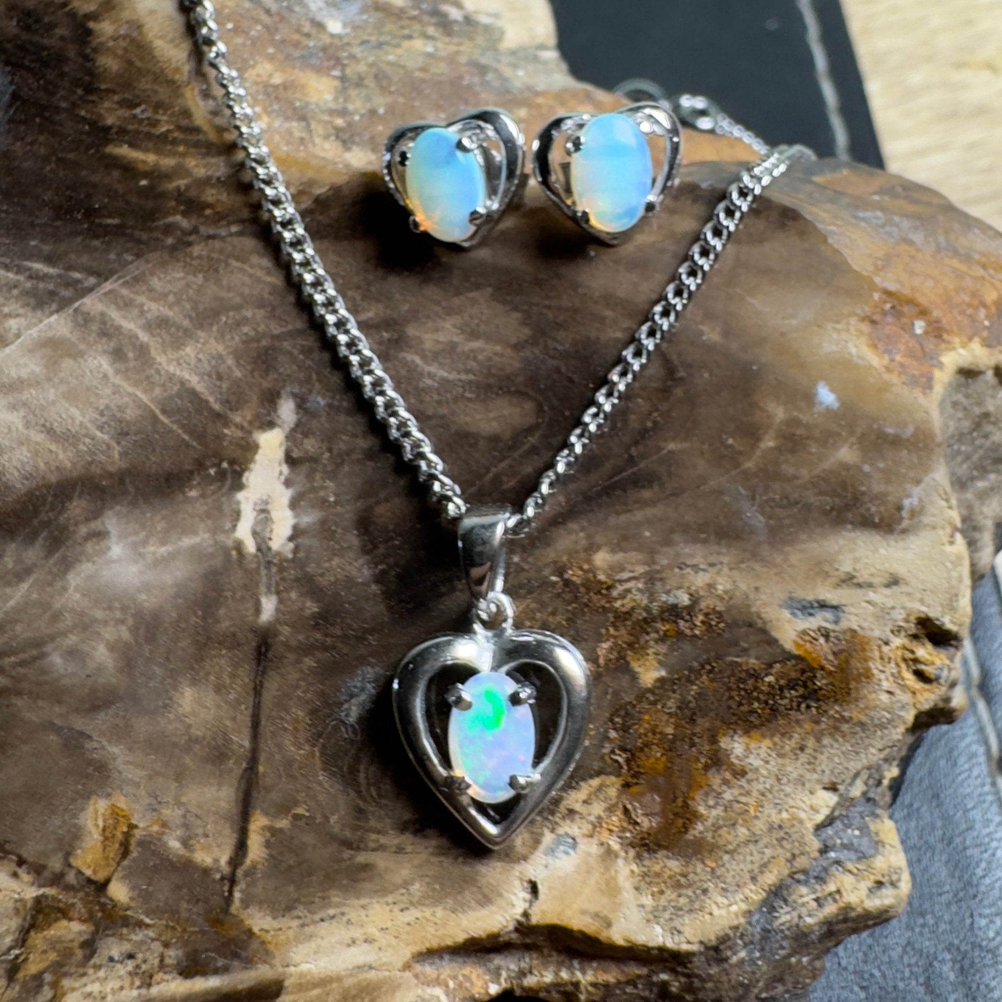 Endless Blue - 1.2ct Lightning Ridge Opal 925 Silver Earrings and Pendant set