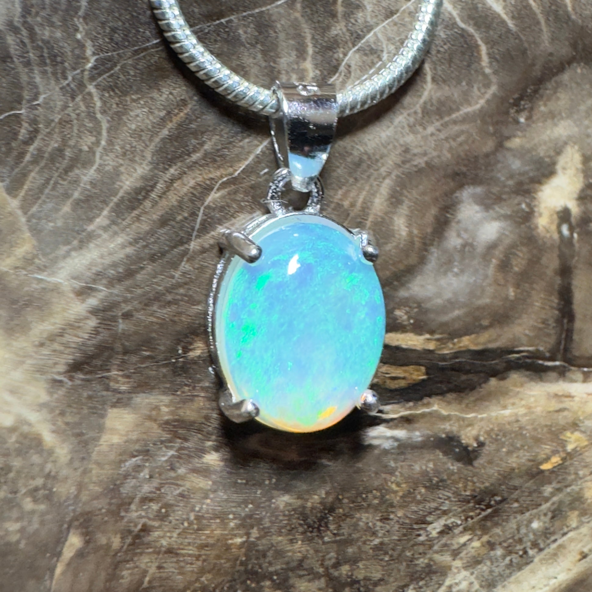 Esperance Azure ~ 1.2ct Lightning Ridge Crystal Opal 925 Silver Pendant