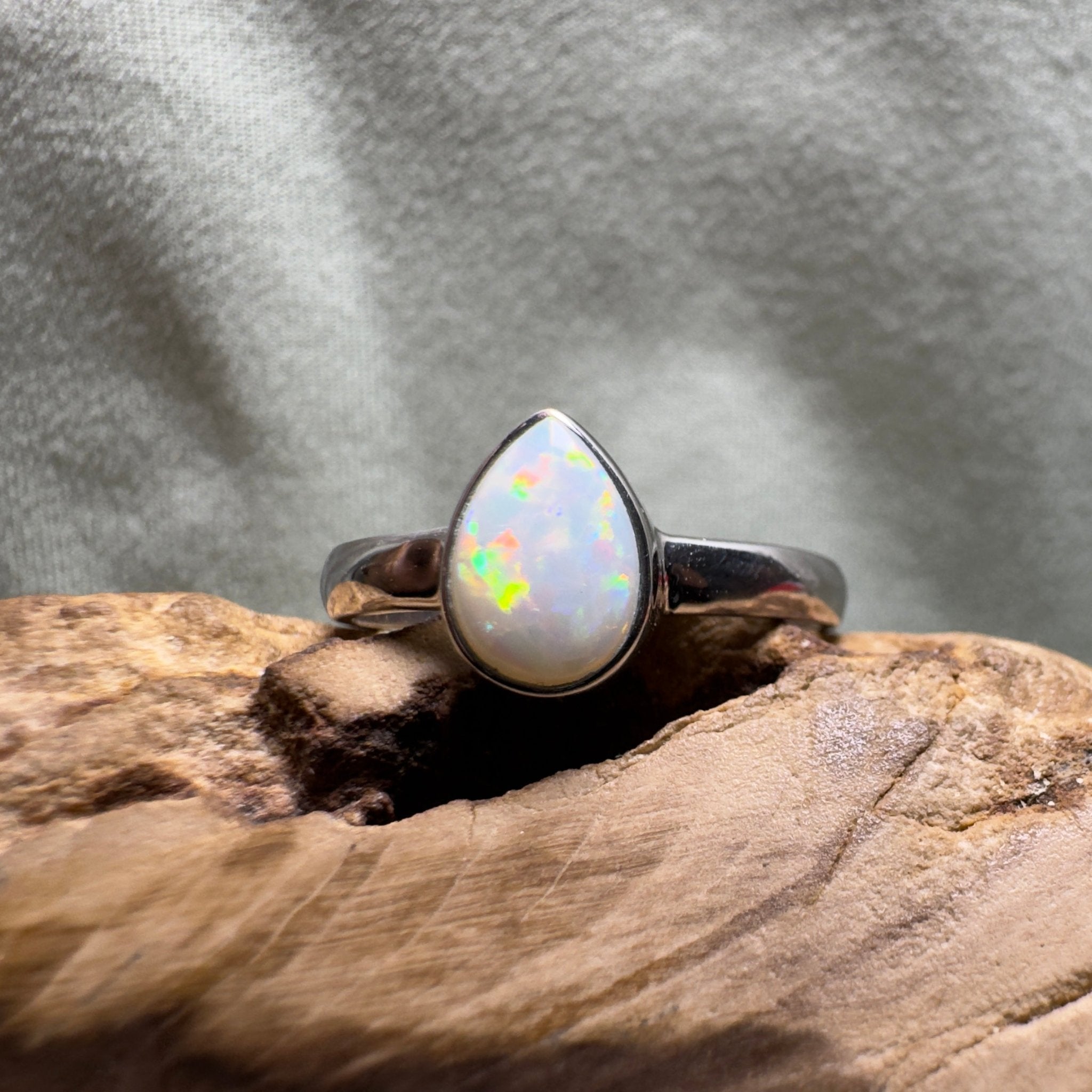Esperance Coast Spectrum Tide – 1.1ct Solid Lightning Ridge Opal 925 Sterling Silver Ring