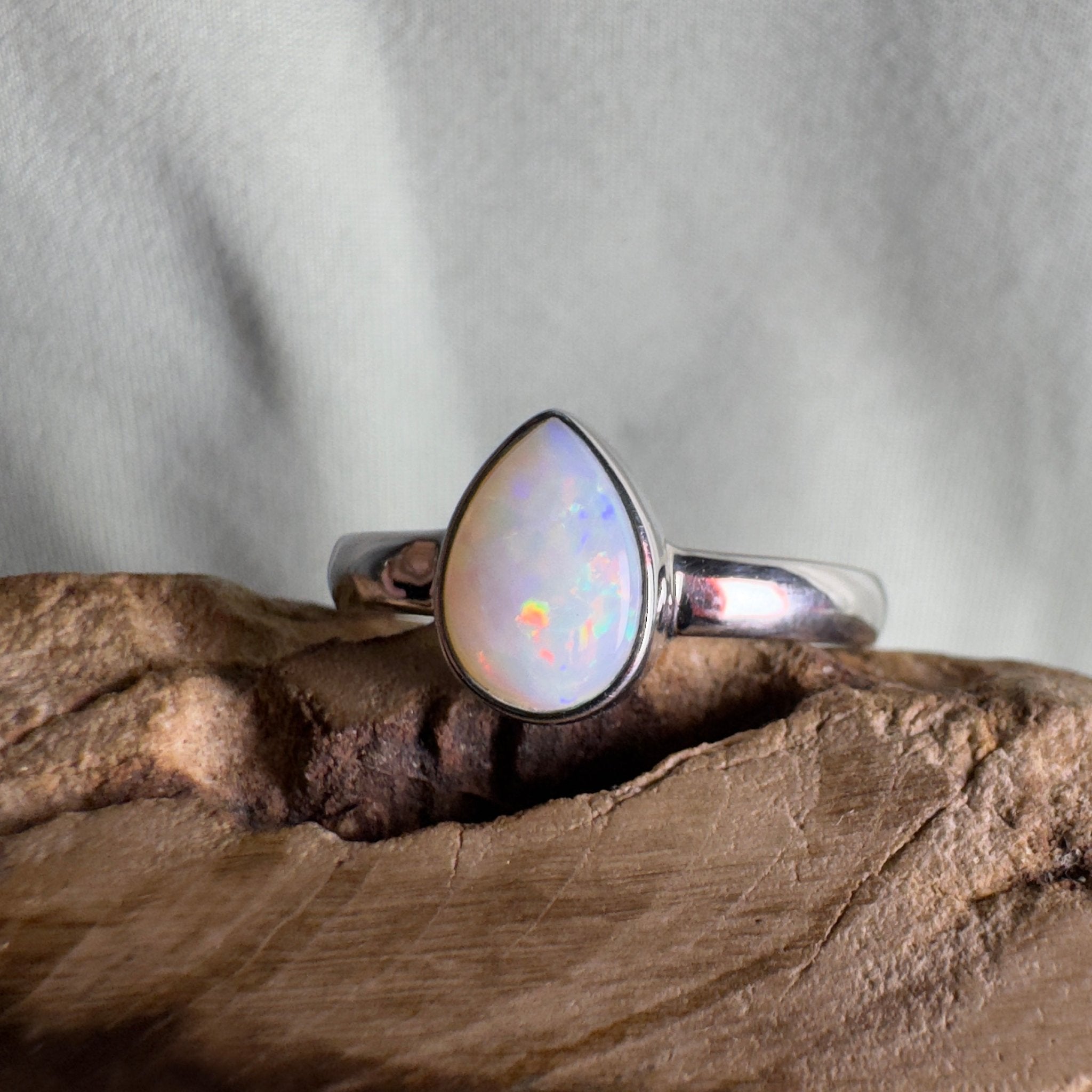 Esperance Coast Spectrum Tide – 1.1ct Solid Lightning Ridge Opal 925 Sterling Silver Ring