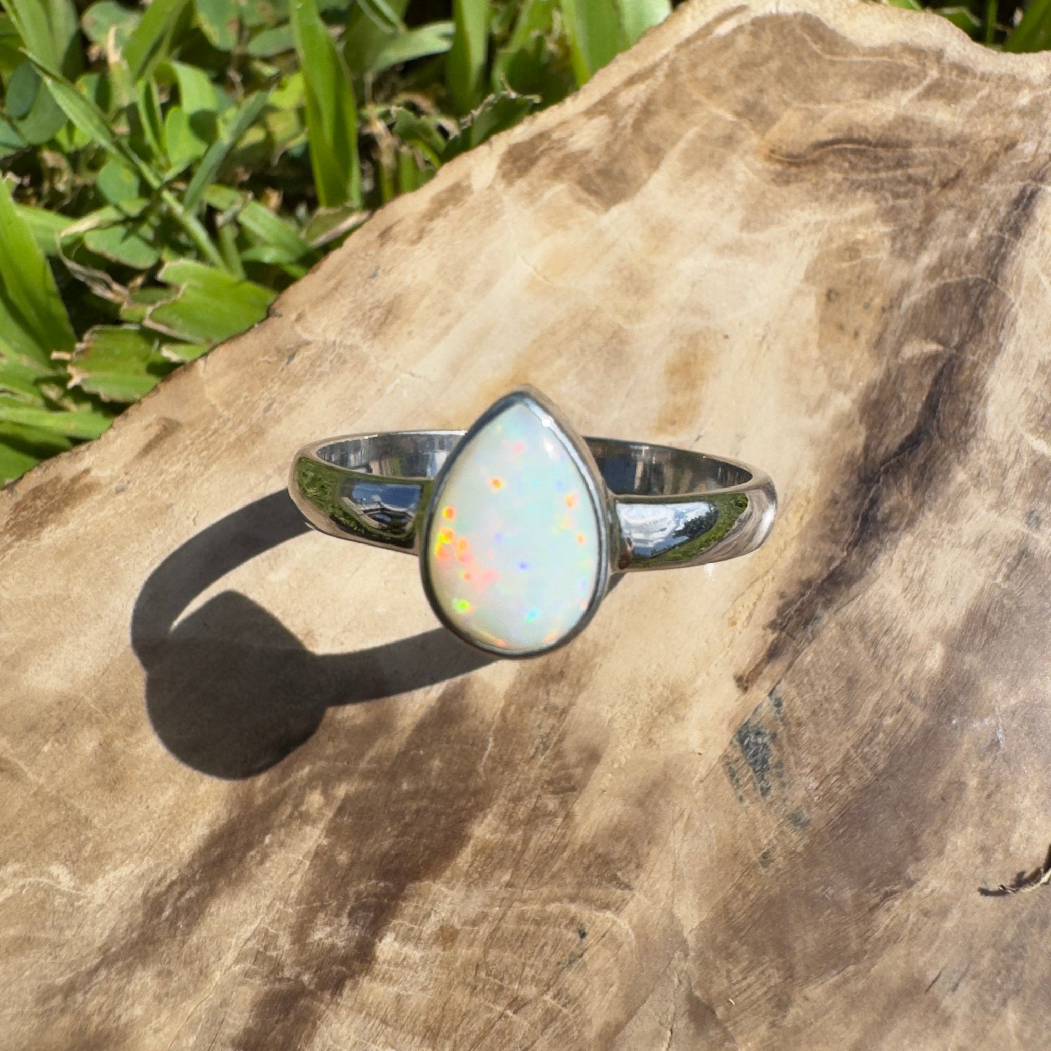 Esperance Coast Spectrum Tide – 1.1ct Solid Lightning Ridge Opal 925 Sterling Silver Ring