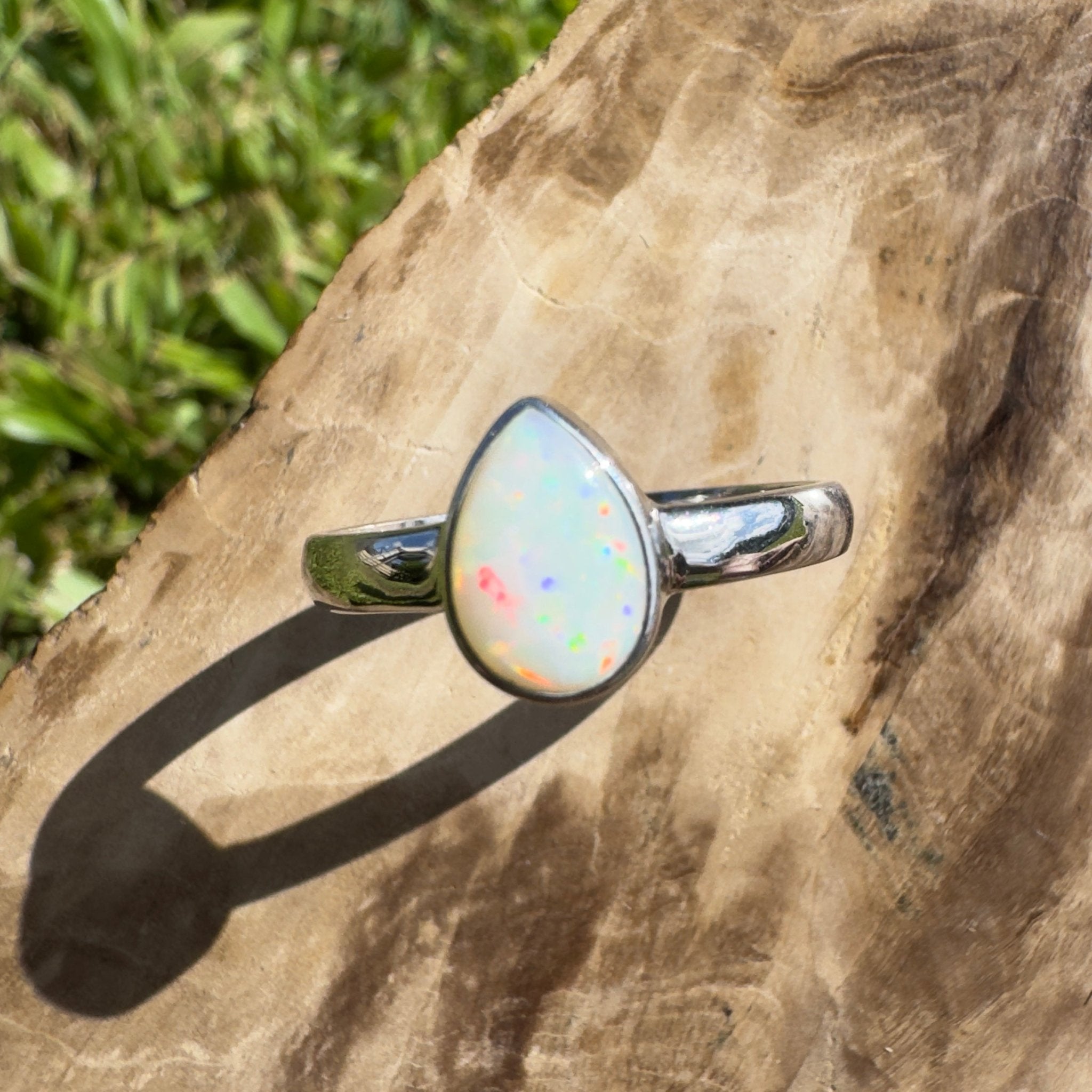 Esperance Coast Spectrum Tide – 1.1ct Solid Lightning Ridge Opal 925 Sterling Silver Ring