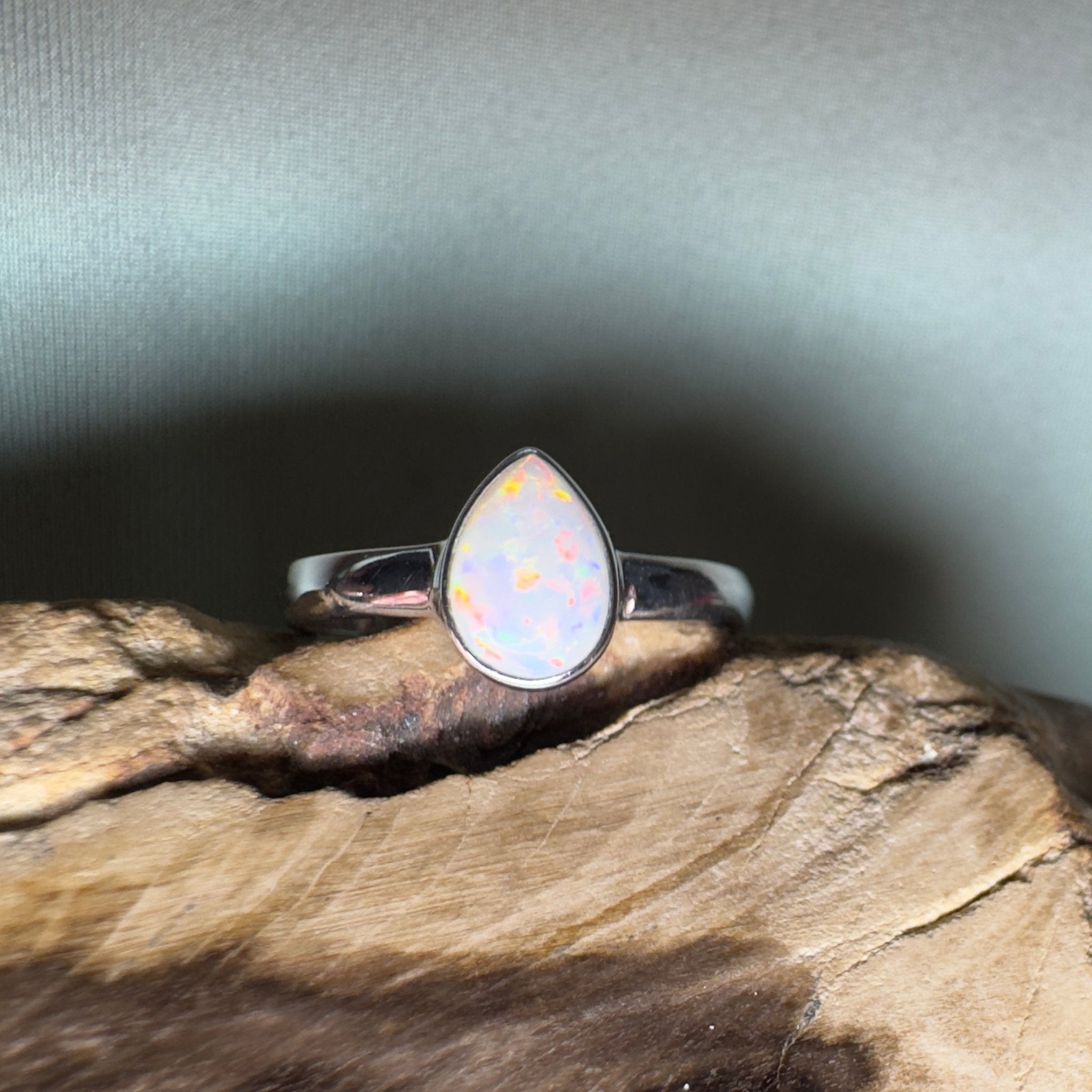 Esperance Coast Spectrum Tide – 1.1ct Solid Lightning Ridge Opal 925 Sterling Silver Ring