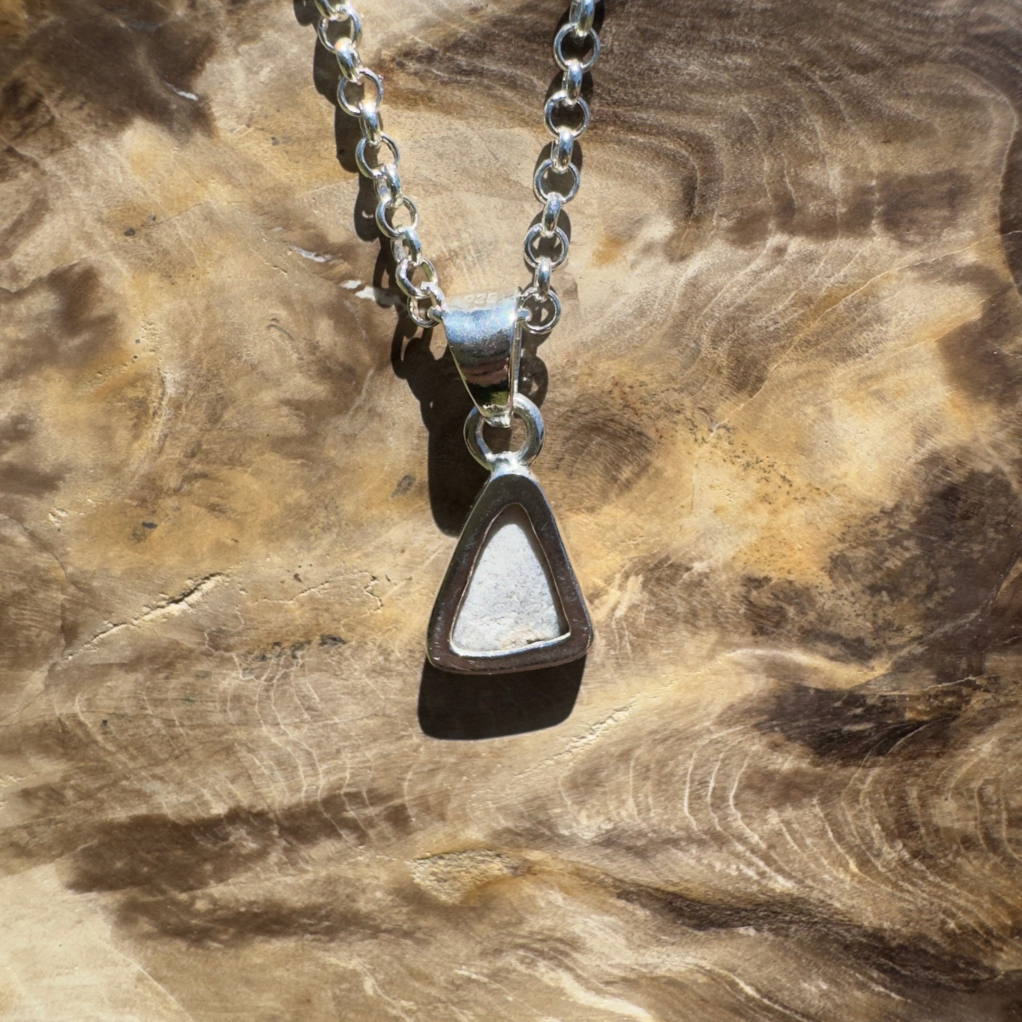 Eungella Dreamline – 2.2ct Coober Pedy Opal Pendant