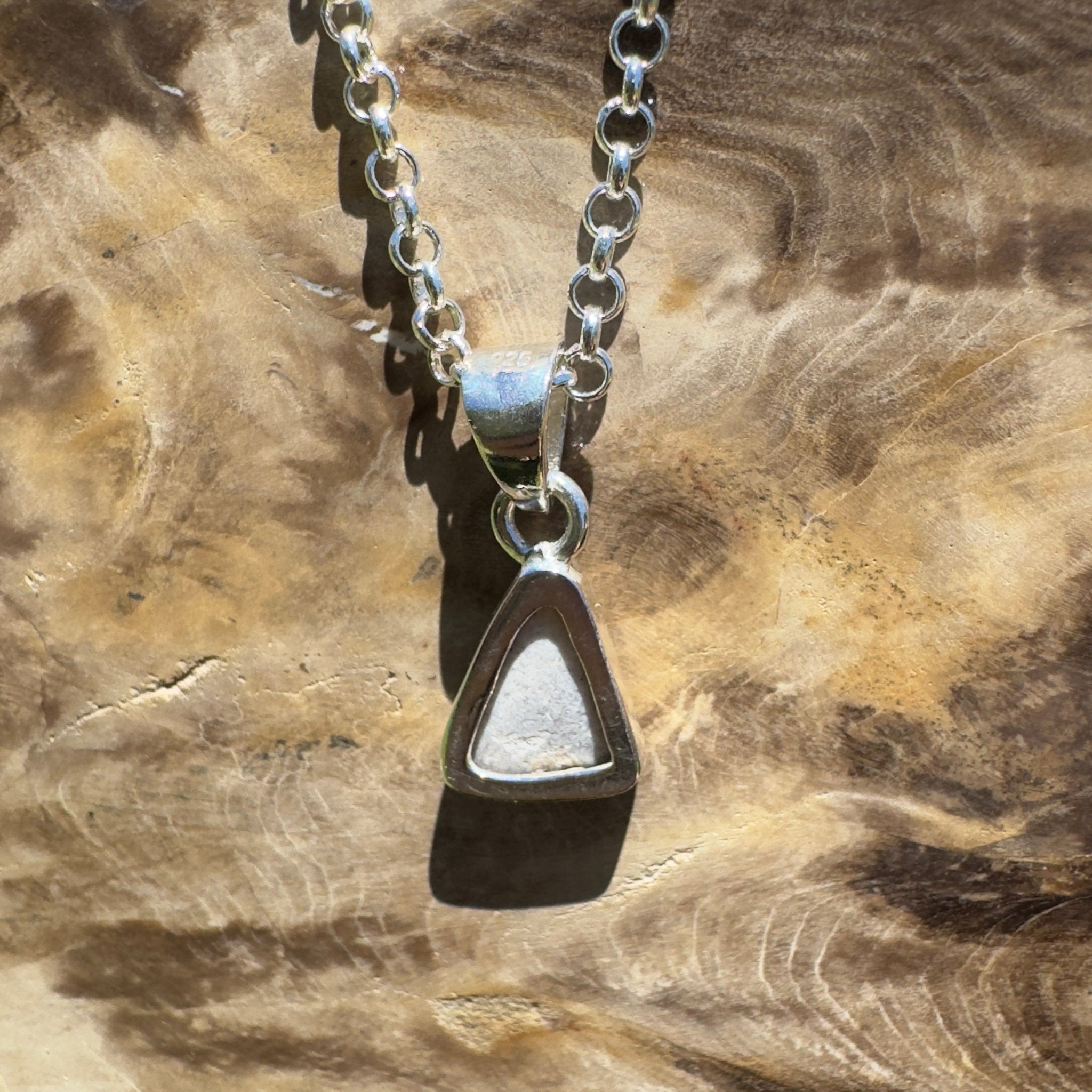 Eungella Dreamline – 2.2ct Coober Pedy Opal Pendant