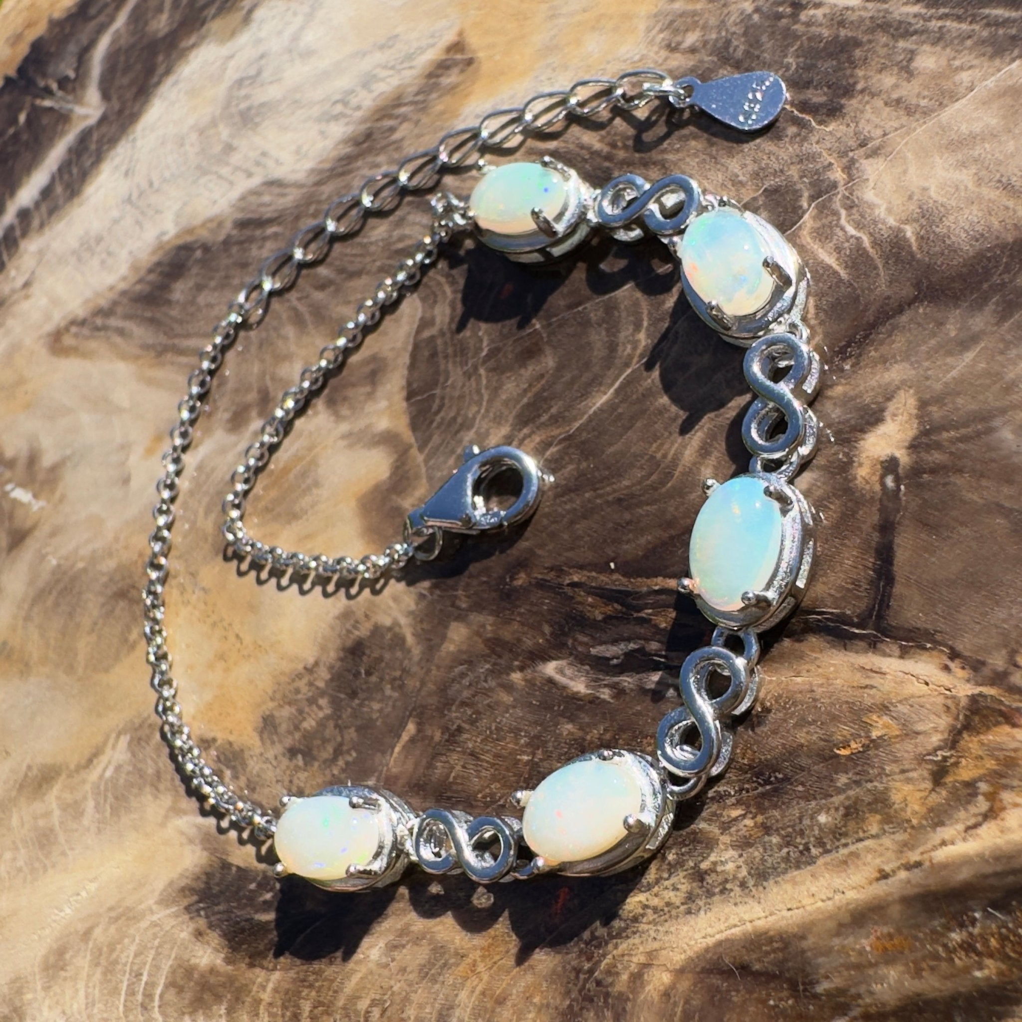 Flinders Stilllight ~ 1.5ct Coober Pedy Opal 925 Sterling Silver Bracelet
