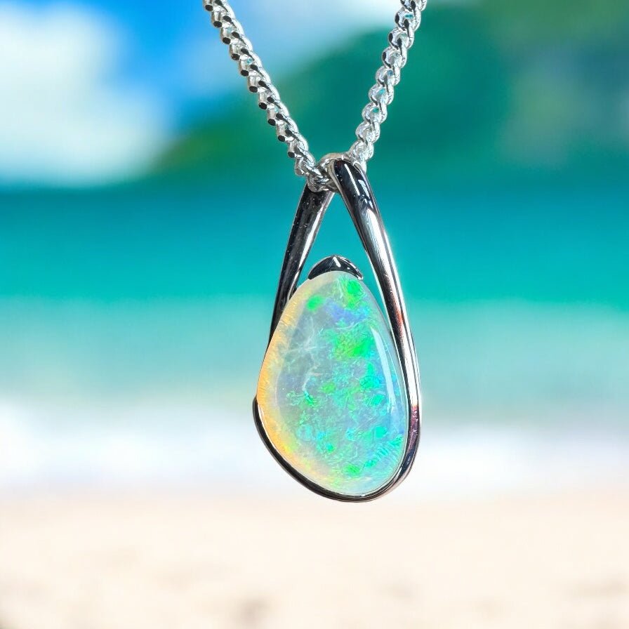 Ghost Gum ~ 2.2ct Solid Coober Pedy Crystal Opal 925 Sterling Silver Pendant Necklace