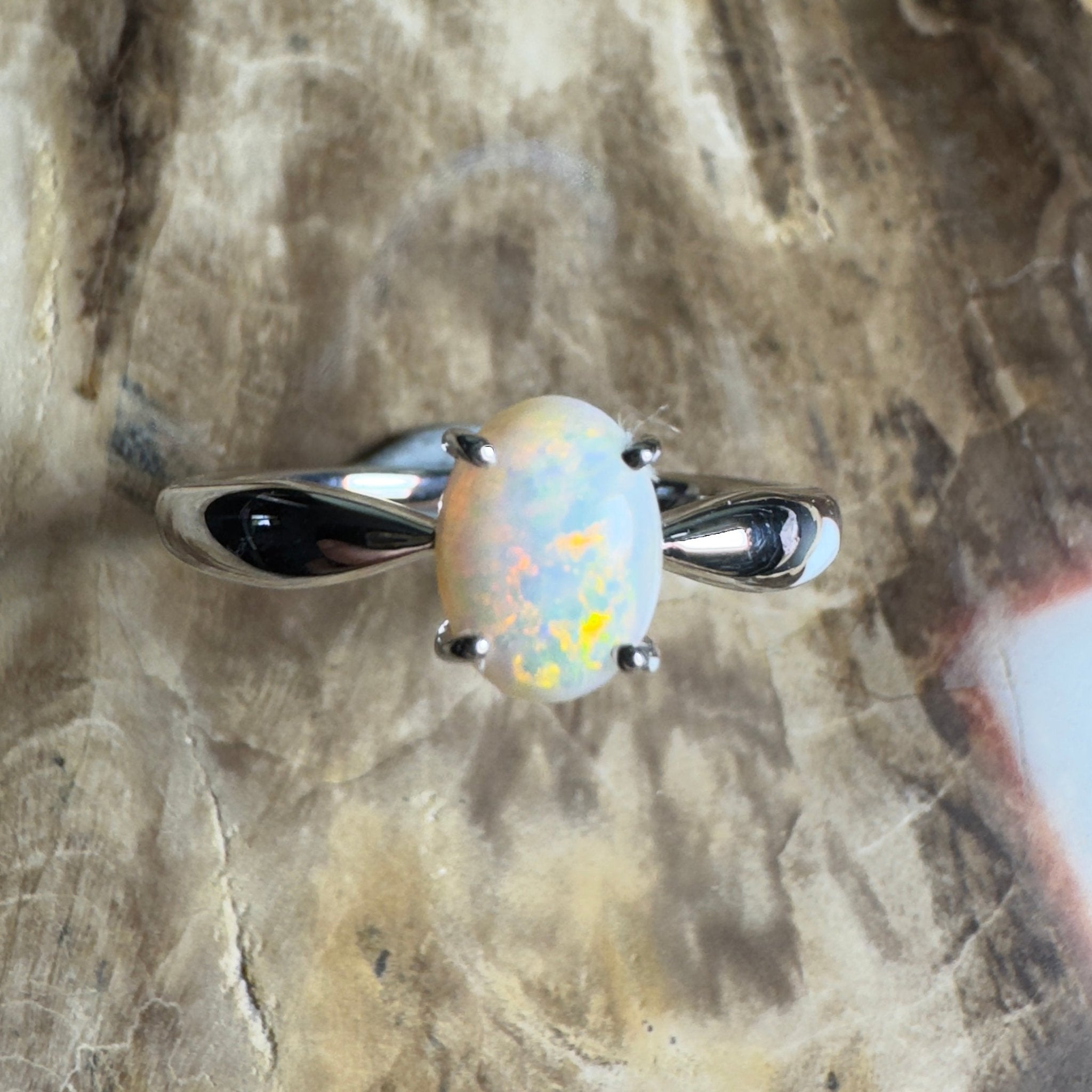 Gibson Plain Fire ~ 0.9ct Solid Coober Pedy Opal 925 Silver Ring