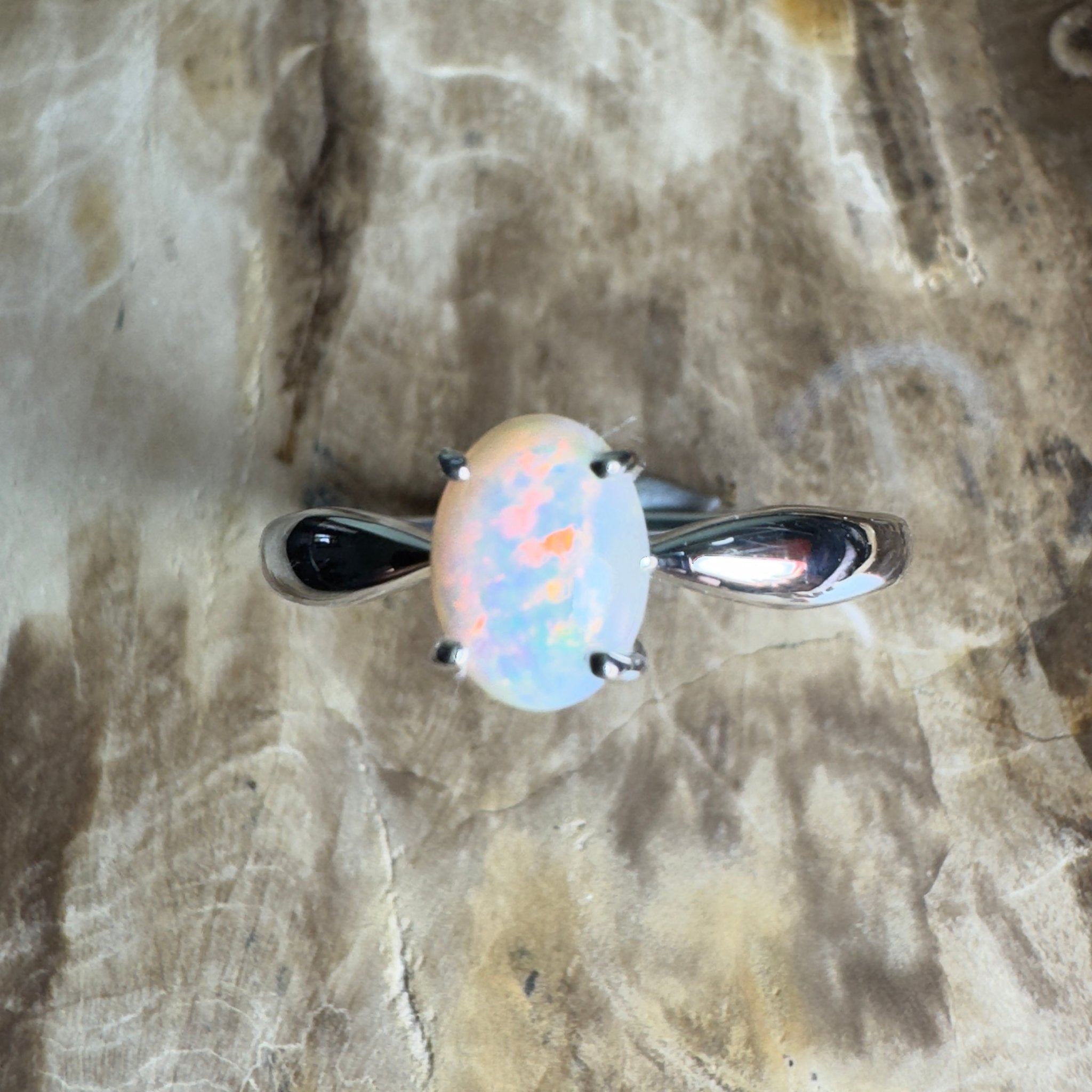 Gibson Plain Fire ~ 0.9ct Solid Coober Pedy Opal 925 Silver Ring