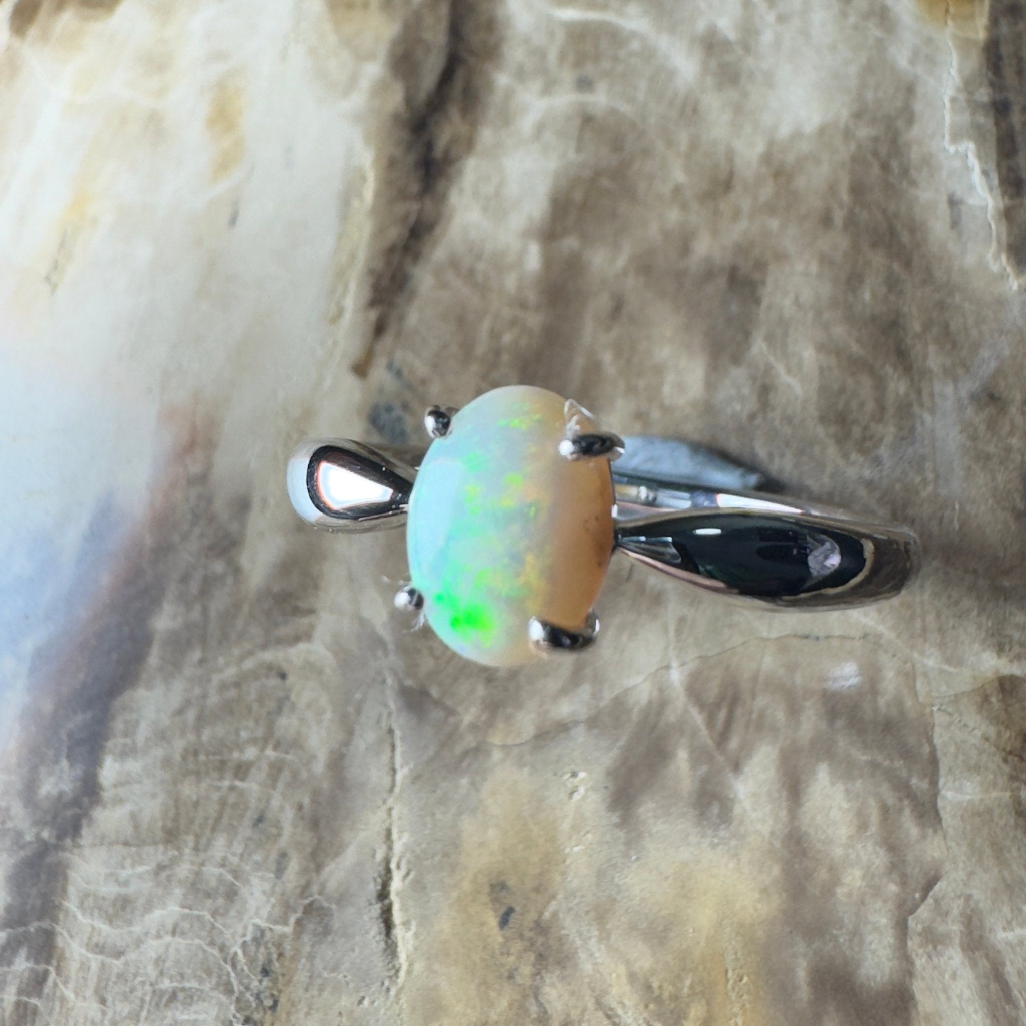 Gibson Plain Fire ~ 0.9ct Solid Coober Pedy Opal 925 Silver Ring