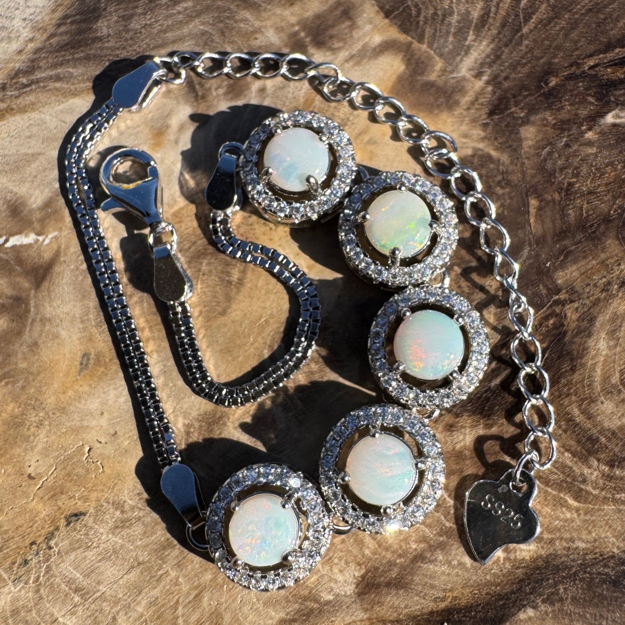 Great Sandy Drift - 1.5ct Coober Pedy Opal 925 Silver Bracelet