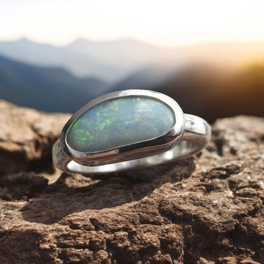 Great Southern Skies ~ 2.1ct Solid Lightning Ridge Opal 925 Silver Ring