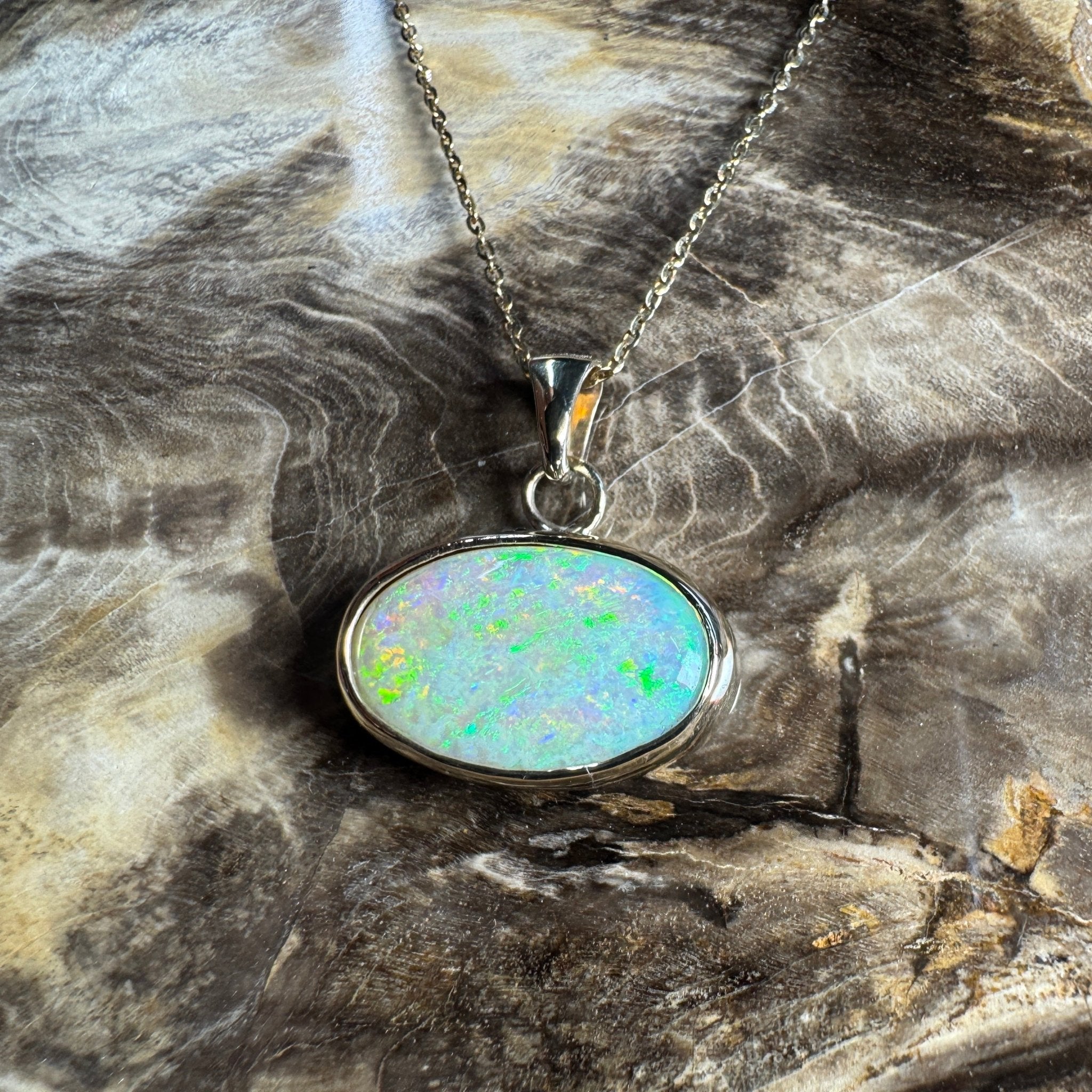 Green Ridge Fire ~ 3.6ct Solid Lightning Ridge Opal 9ct Australian Gold Pendant