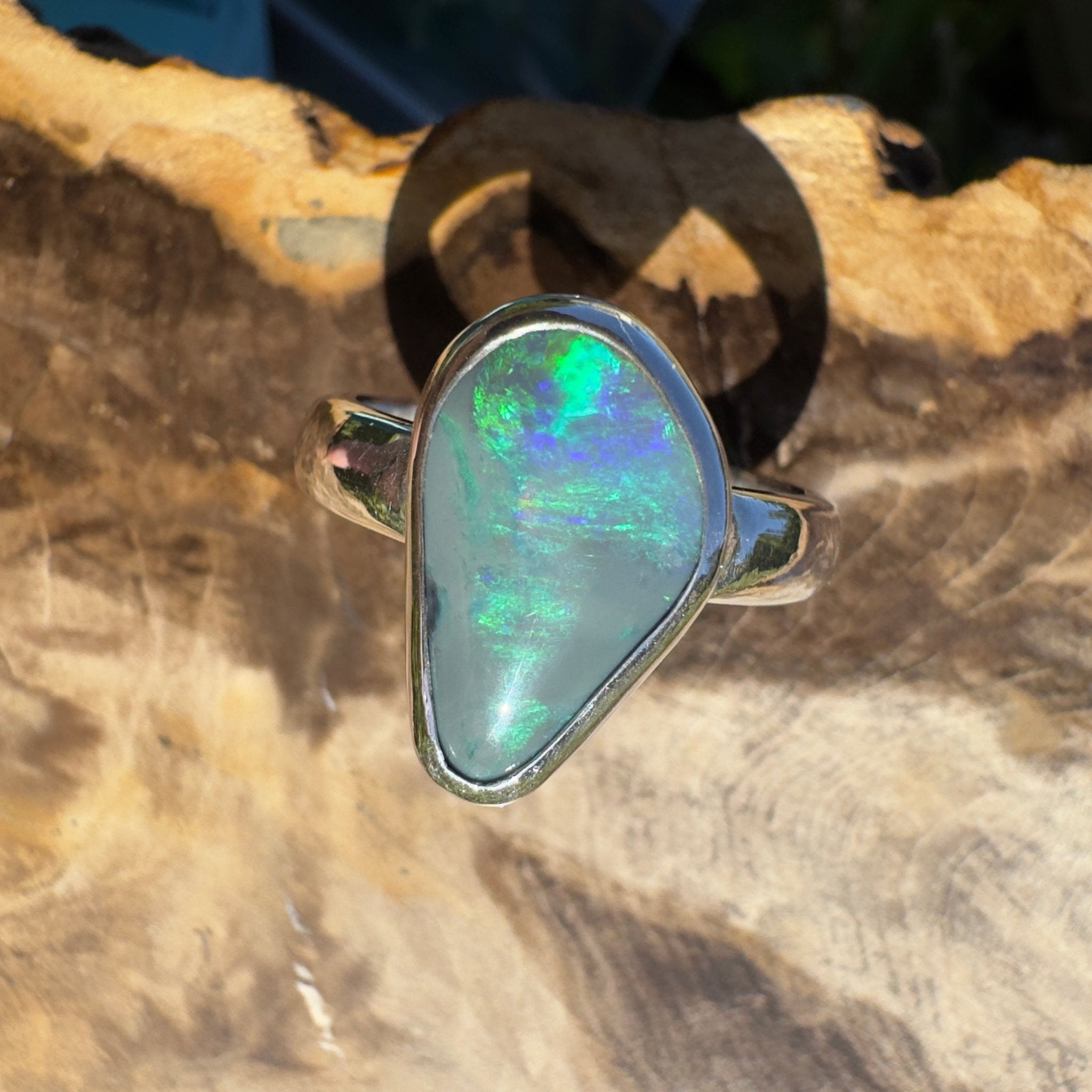 Gunnedah Shadow – 2.5ct Solid Lightning Ridge Semi Black Opal 925 Sterling Silver Ring