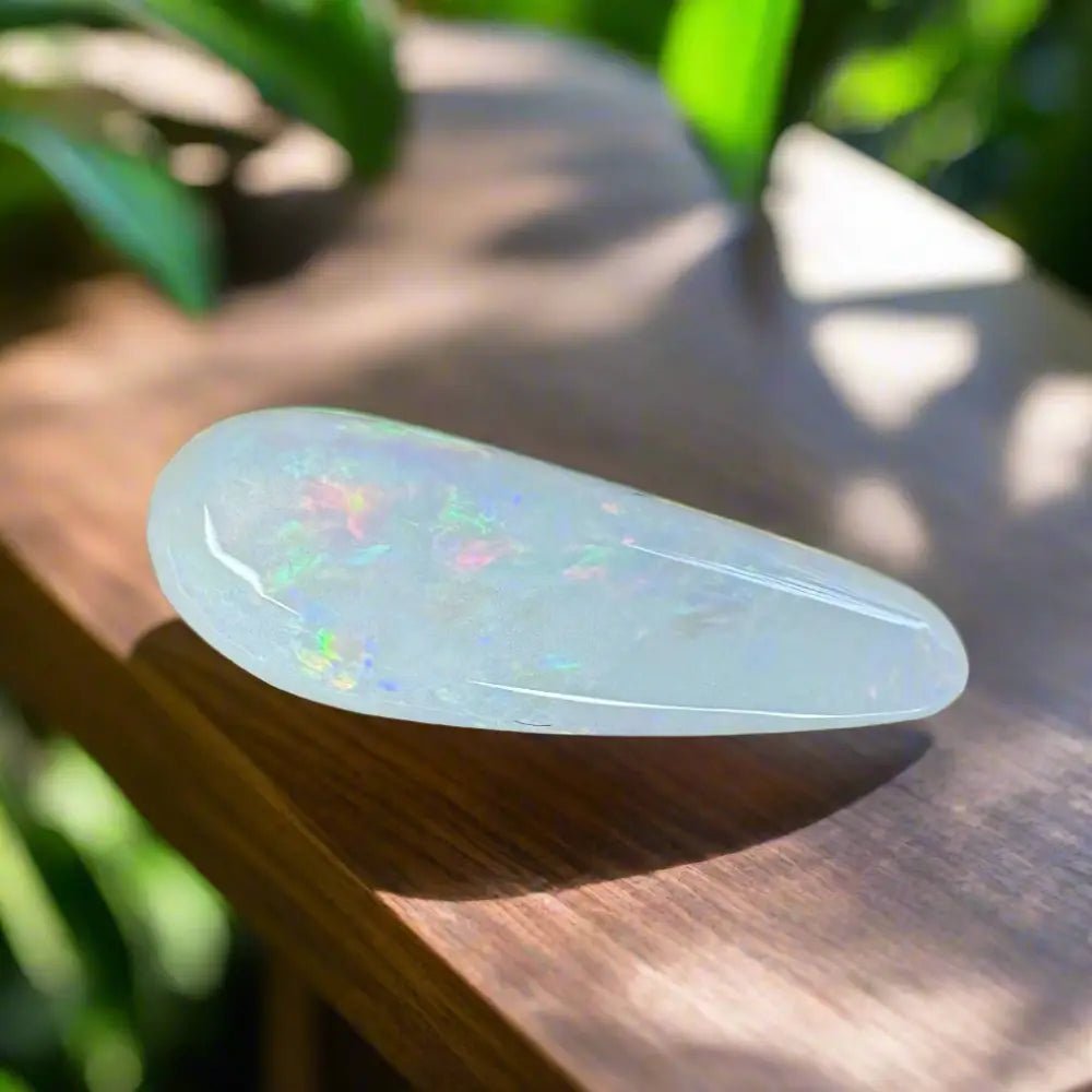 Hand - Cut Solid Coober Pedy Opal 2.0carat
